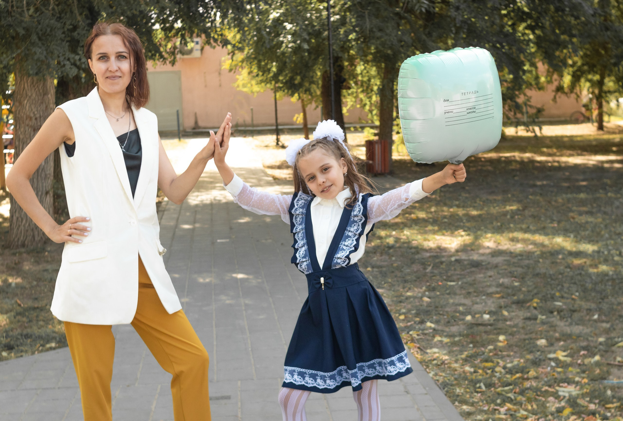 Здравствуй, школа. Фотосалон Рудня. Волгоградская область. Фотограф Вера