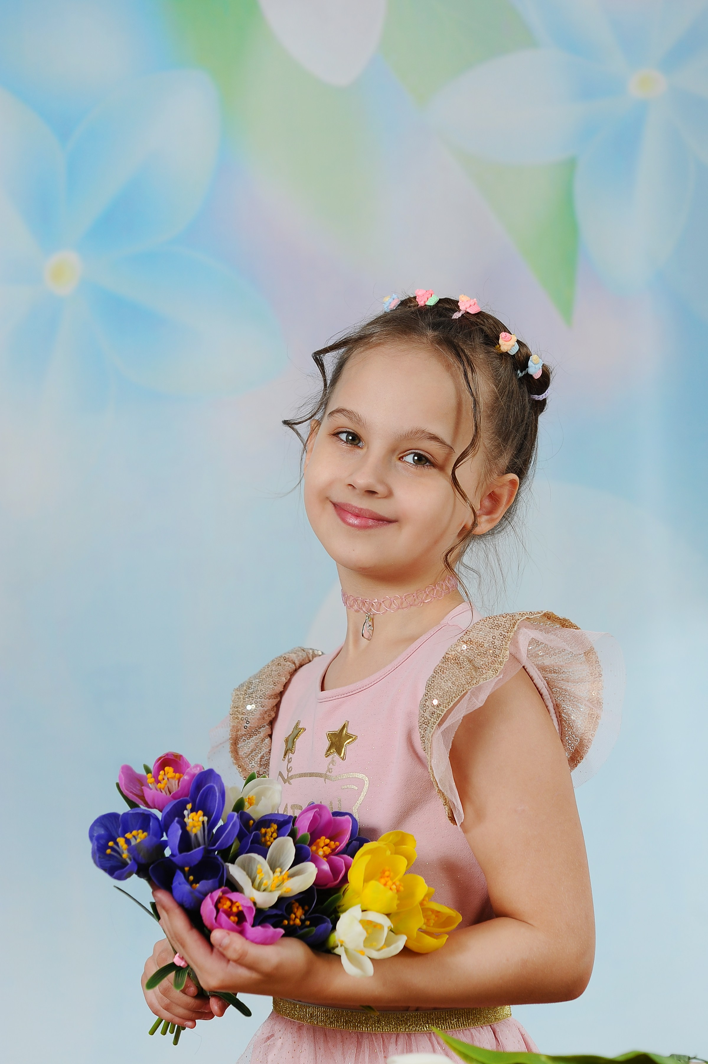 Весенние цветы 25. Детский портрет