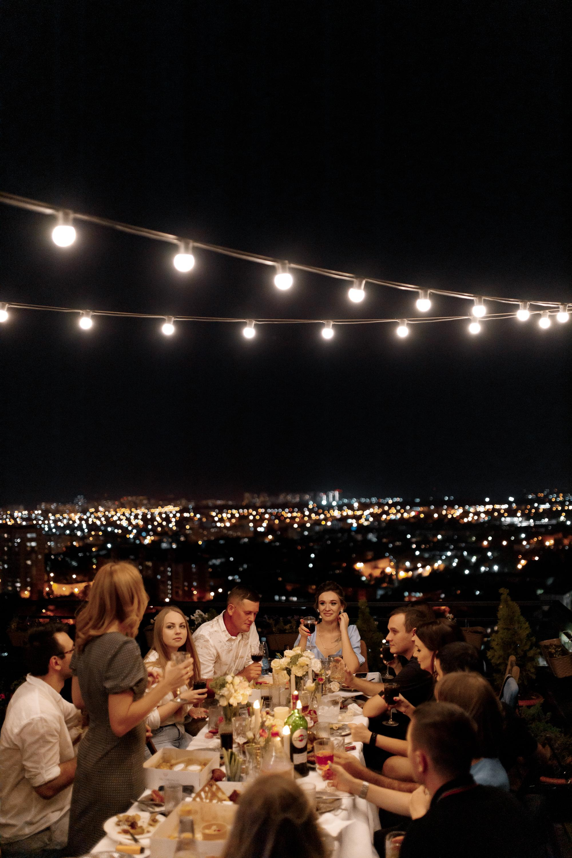 День рождения Марины на террасе. Фотограф Виталий Вязьмикин