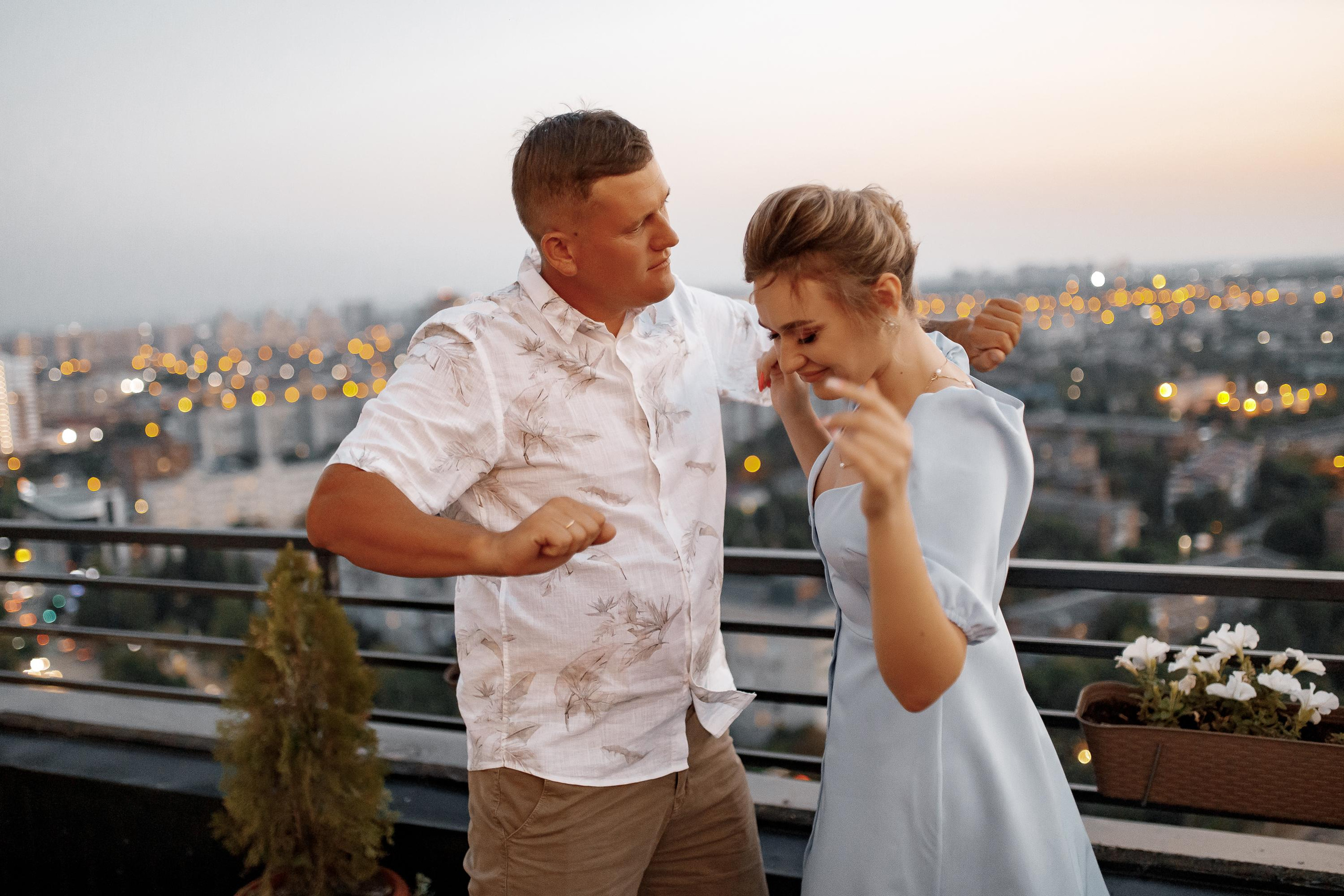 День рождения Марины на террасе. Фотограф Виталий Вязьмикин