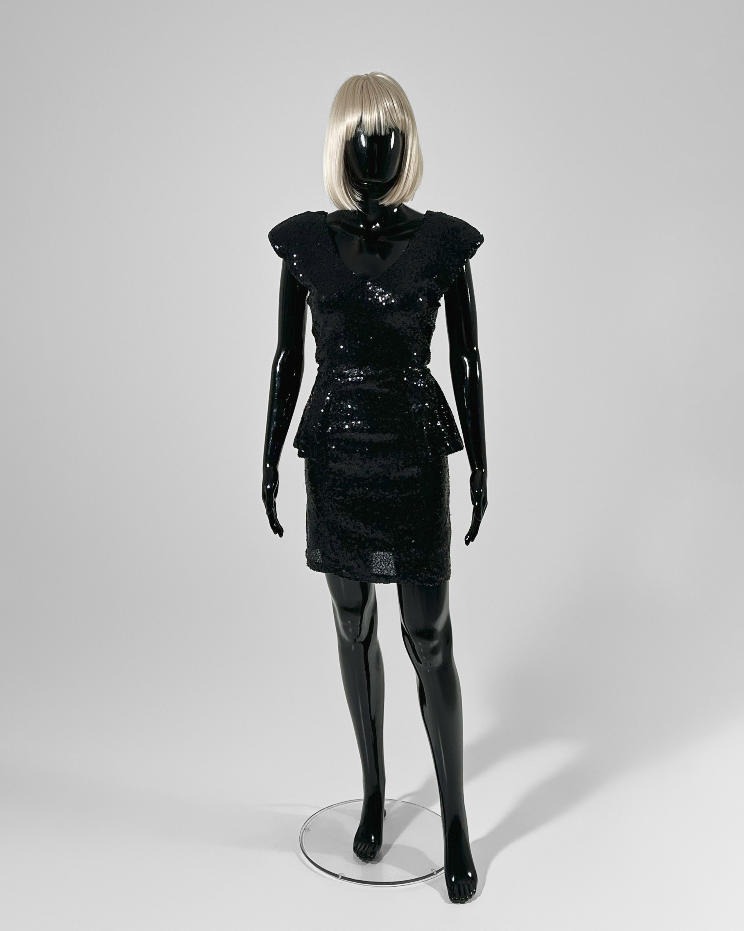 Платье с баской и пайетками 500 руб/час Размер M, L | Залоговая стоимость - 2000 руб 