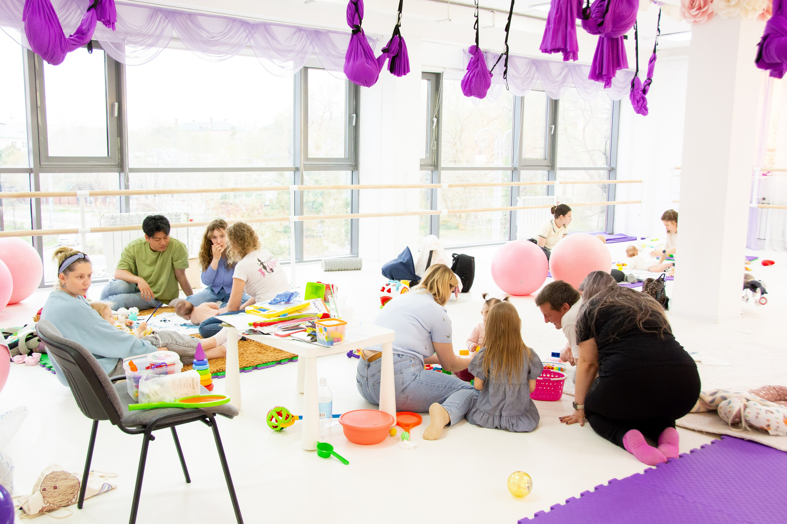 Посиделки мамочек. 9 месяцев. Семейный и репортажный фотограф в Хабаровске Татьяна Болычева