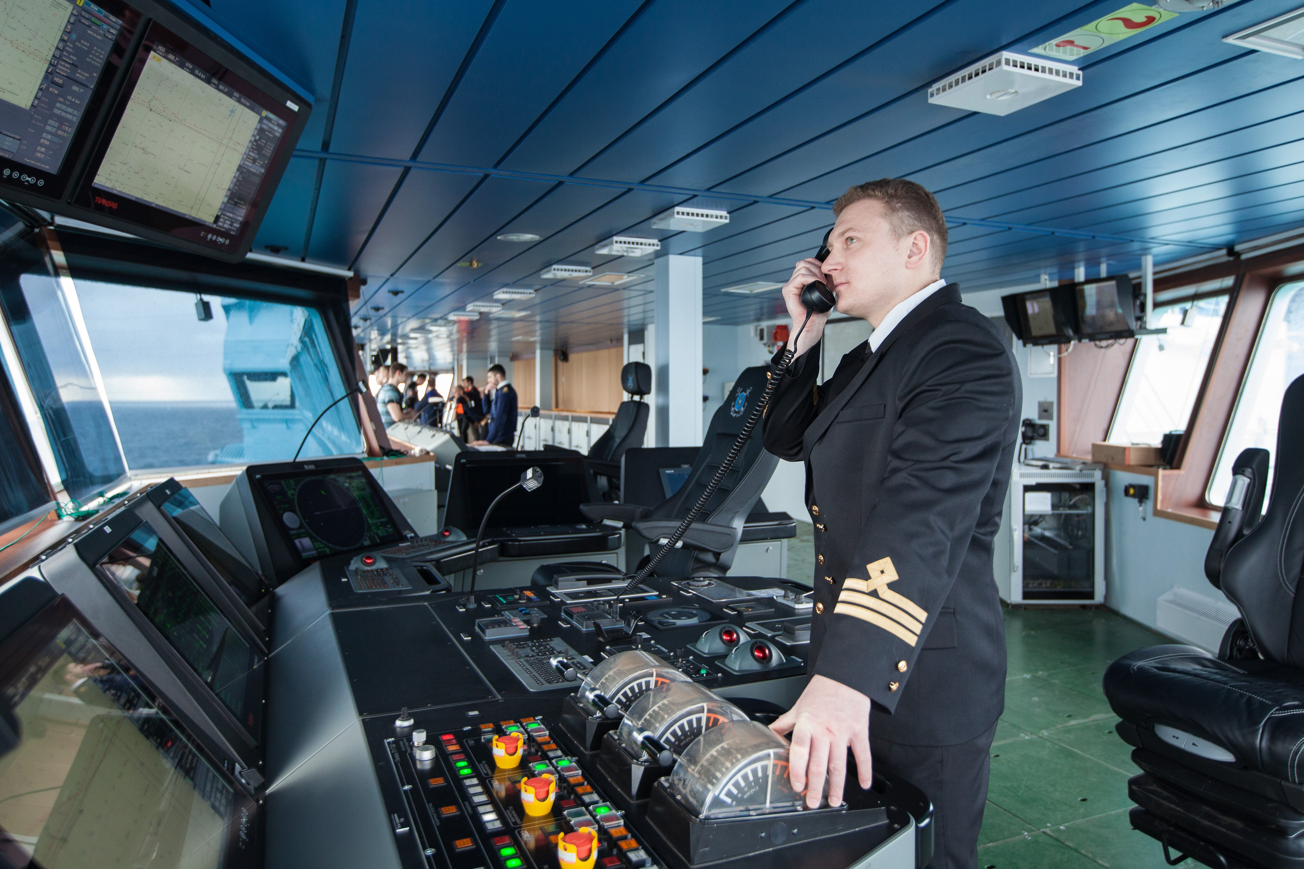 Помощник капитана атомного ледокола Сибирь. Съемка ходовых испытаний судна.