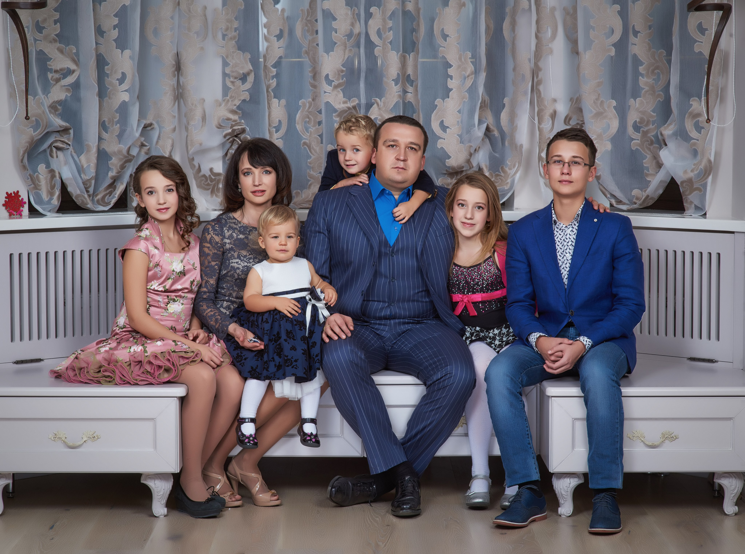 СЕМЕЙНАЯ ИСТОРИЯ. Www.apowerstudio.com