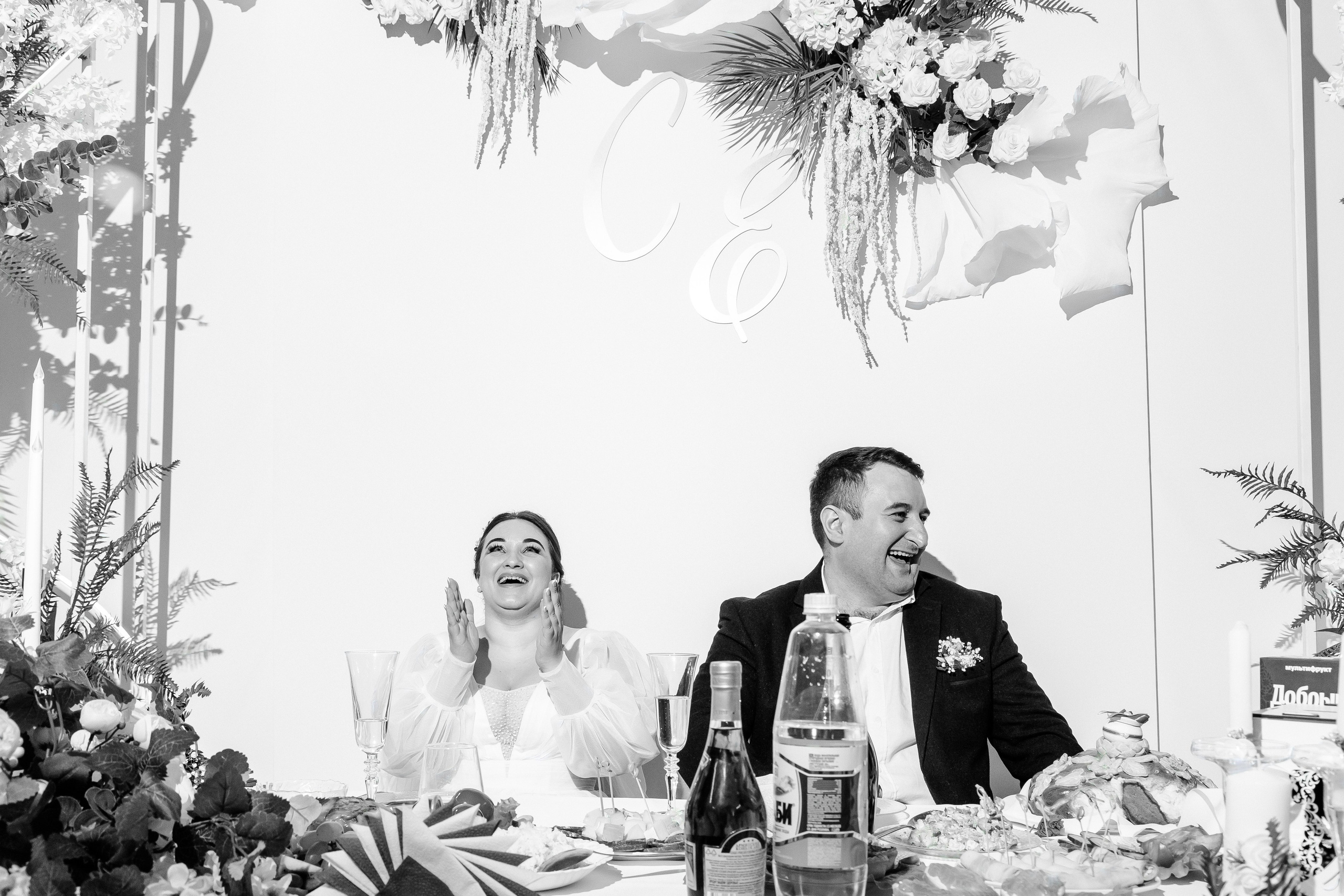 S & E. Street photographer