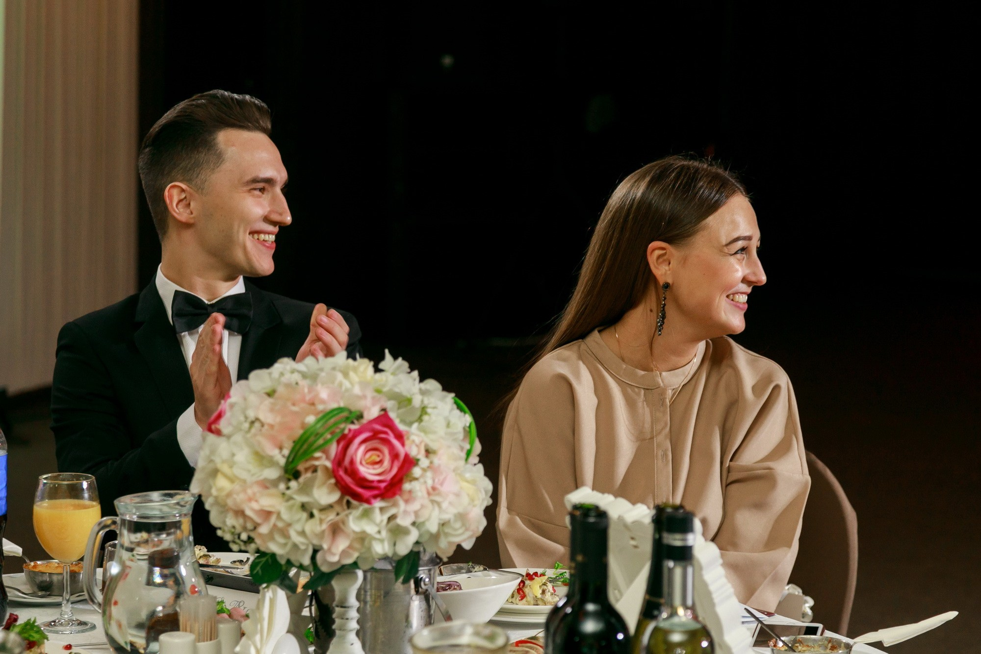 Свадьба с огоньком. Фотограф крещение венчание в Петербурге! Помогает подобрать храм и посоветовал душевного батюшку в СПб