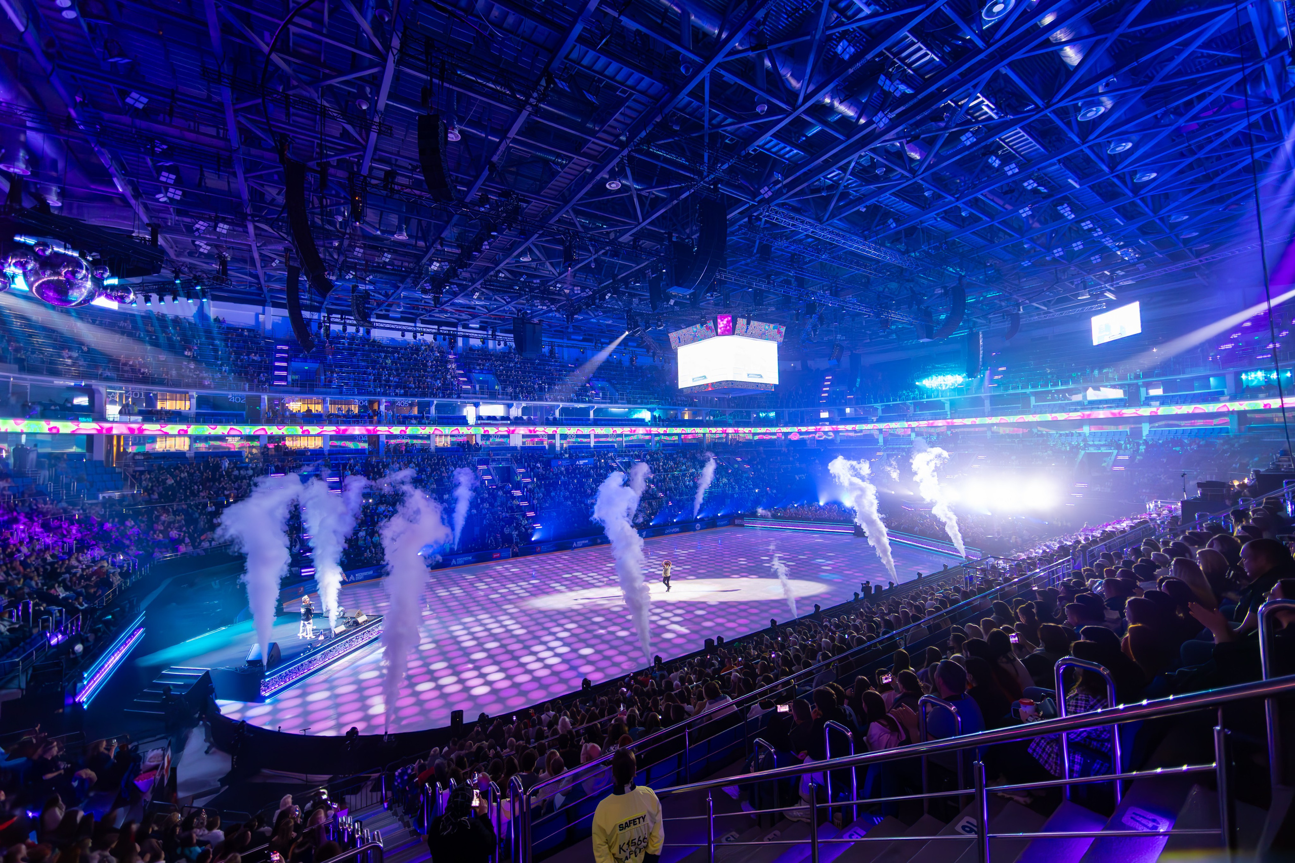 Шоу Евгении Медведевой. Фотограф Вадим Казусь