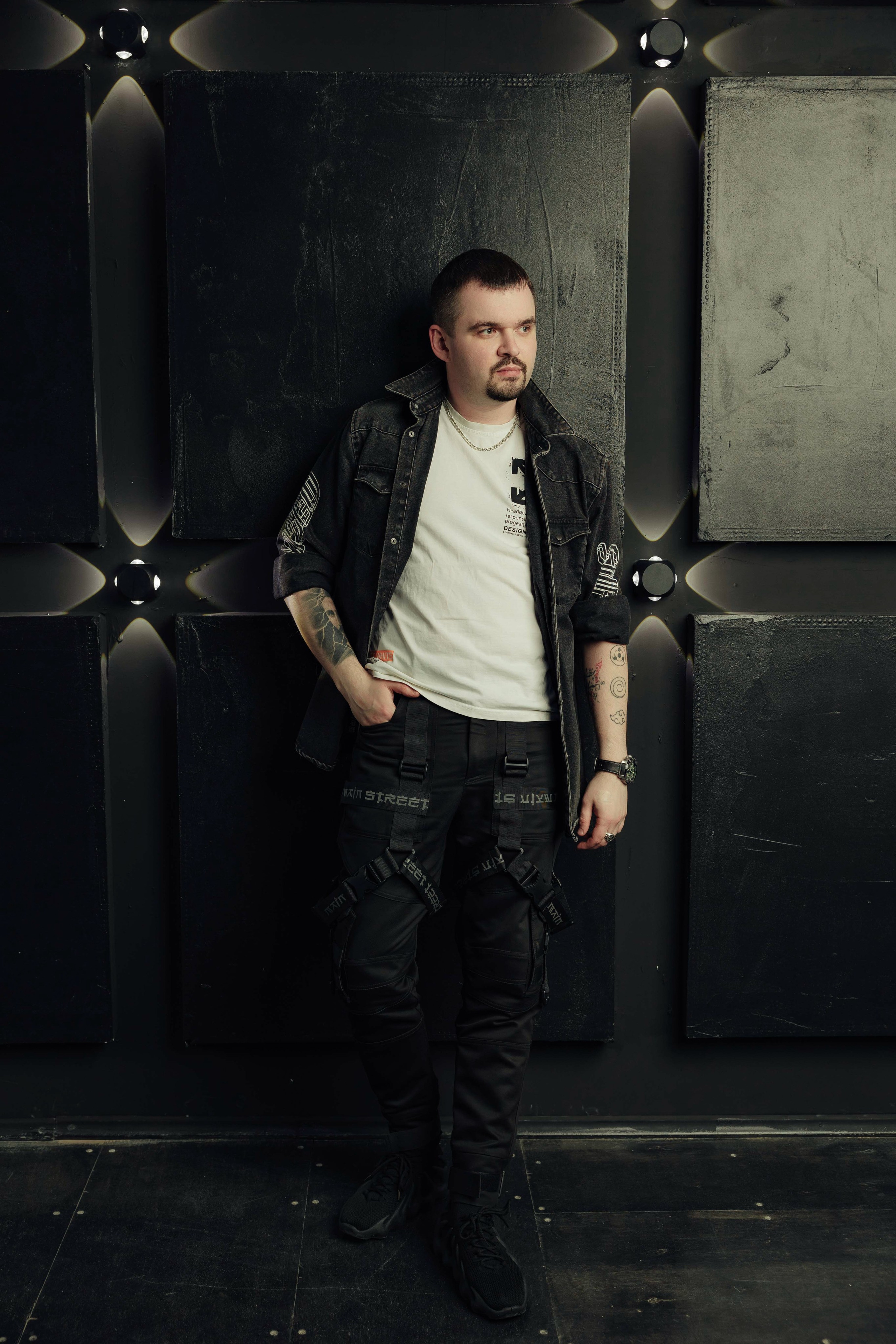 Коллективная фотосессия для мастеров тату-салона «Бить-Колотить». Алексей Шаров — свадебный и репортажный фотограф в Нижнем Новгороде