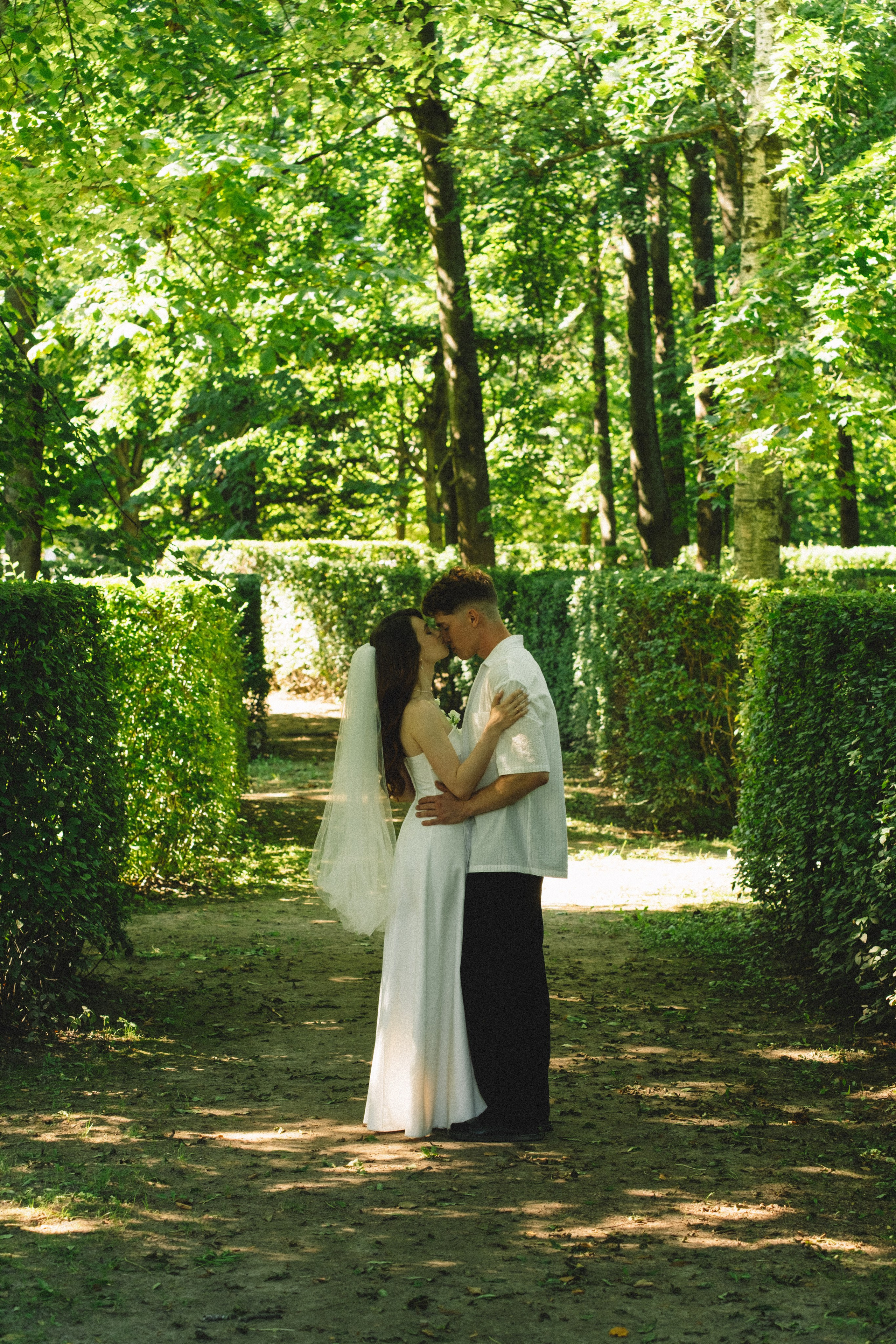 СВАДЕБНАЯ СЬЕМКА В ПЕТЕРГОФЕ И СЬЕМКА РЕПОРТАЖА В ЗАГСЕ ПЕТЕРГОФА. Профессиональный фотограф, Санкт-Петербург — Виктория Богомолова