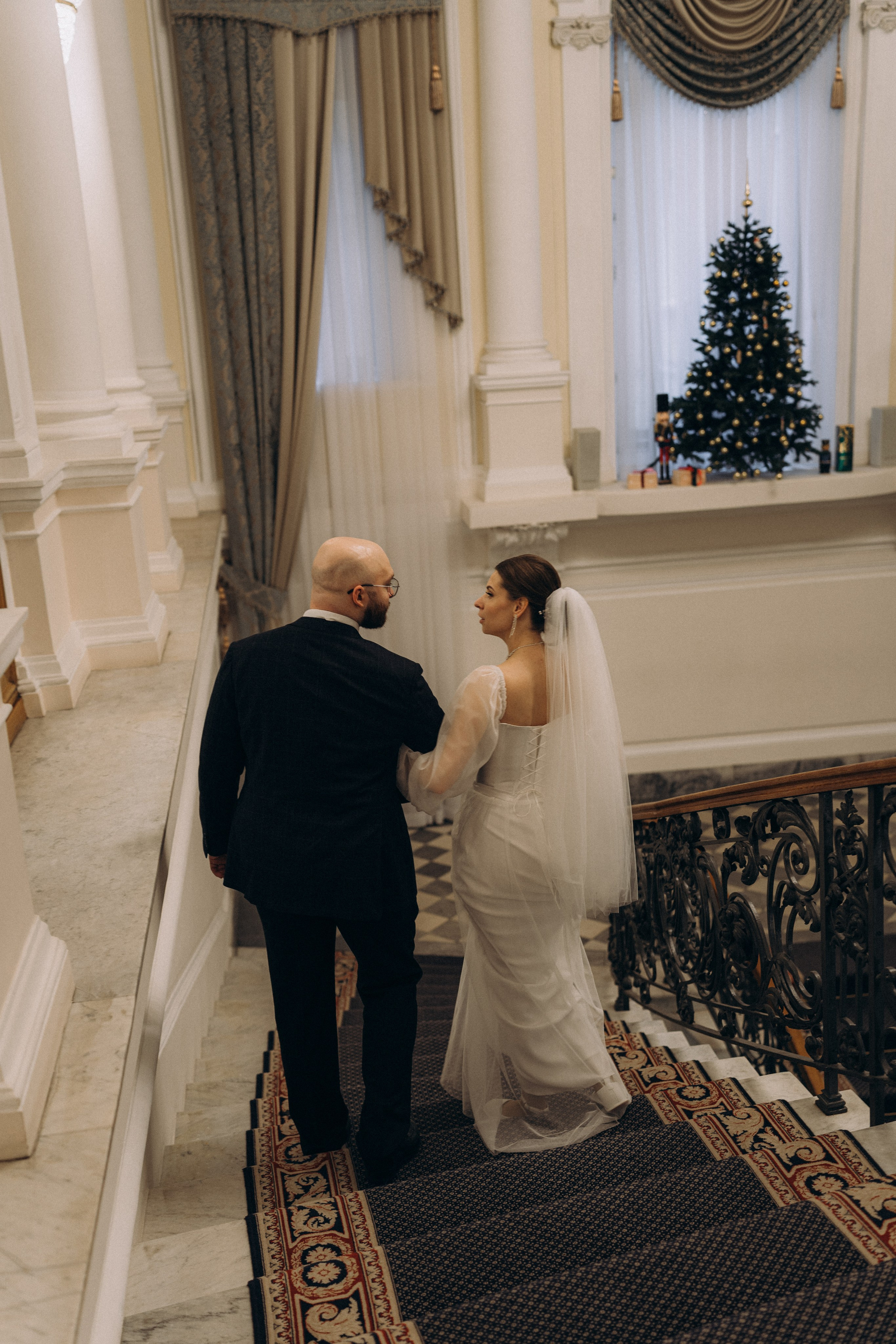 СВАДЕБНАЯ СЬЕМКА ВО ВТОРОМ ДВОРЦЕ (ДЕКАБРЬ) ТАКЖЕ СЬЕМКА В СТУДИИ НА ЧЕРНЫШЕВСКОЙ. Профессиональный фотограф, Санкт-Петербург — Виктория Богомолова