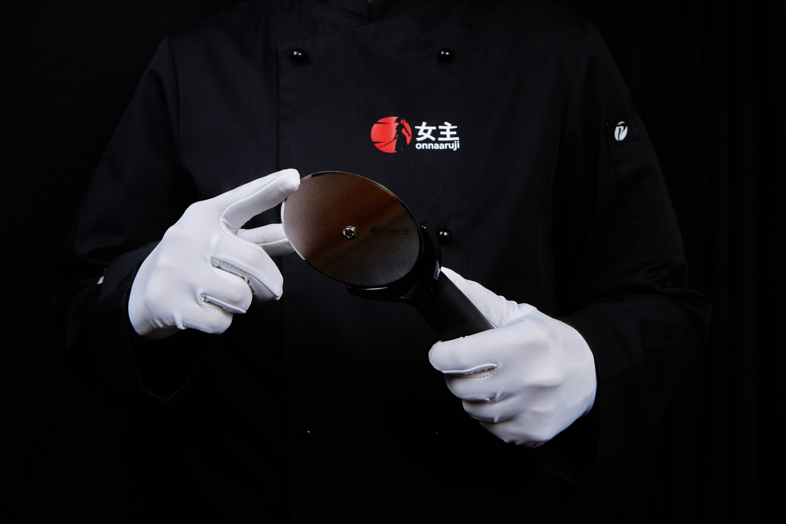 Съёмка ножей для пиццы на маркетплейсы