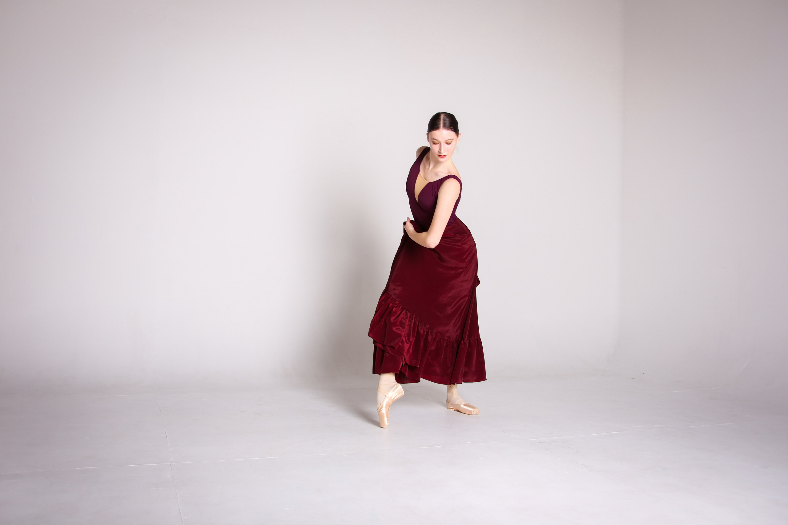 Балерина Екатерина. Фотограф Пермь. Фотосессия в фотостудии Перми и на свежем воздухе