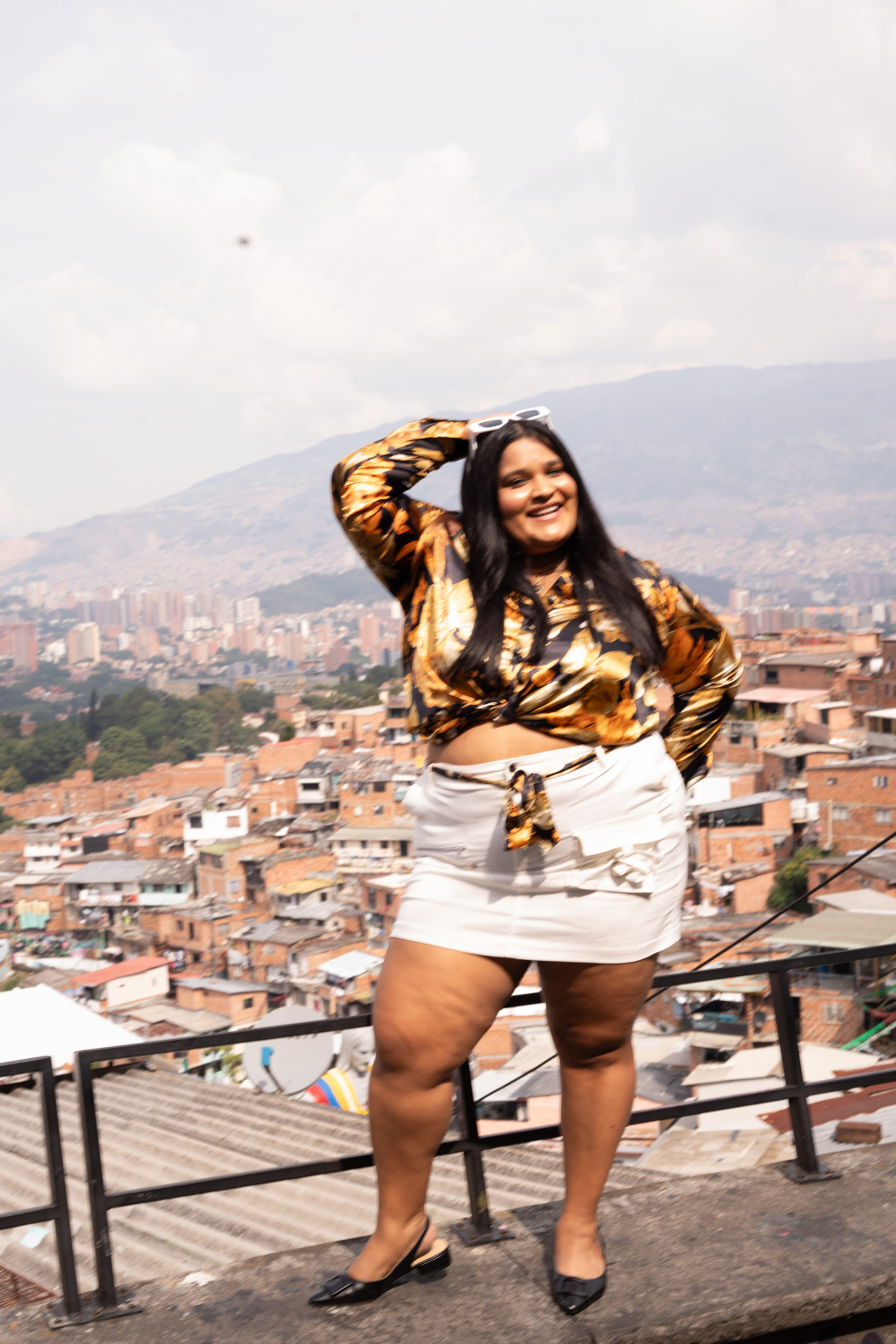 Jess in Communa 13. Wedding Photographer in Barcelona and Medellin