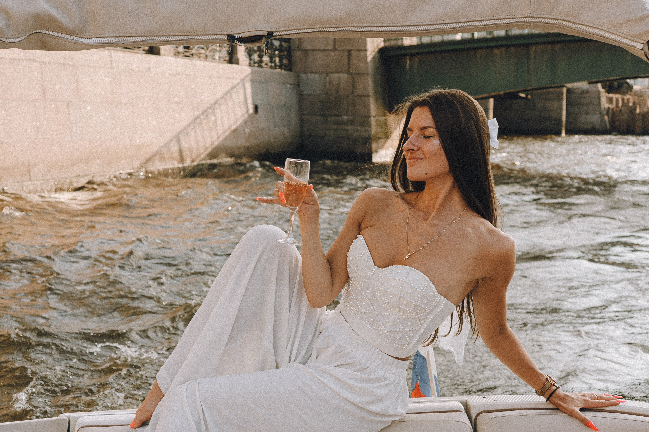 ДЕВИЧНИК НА КАТЕРЕ. Профессиональный фотограф, Санкт-Петербург — Виктория Богомолова