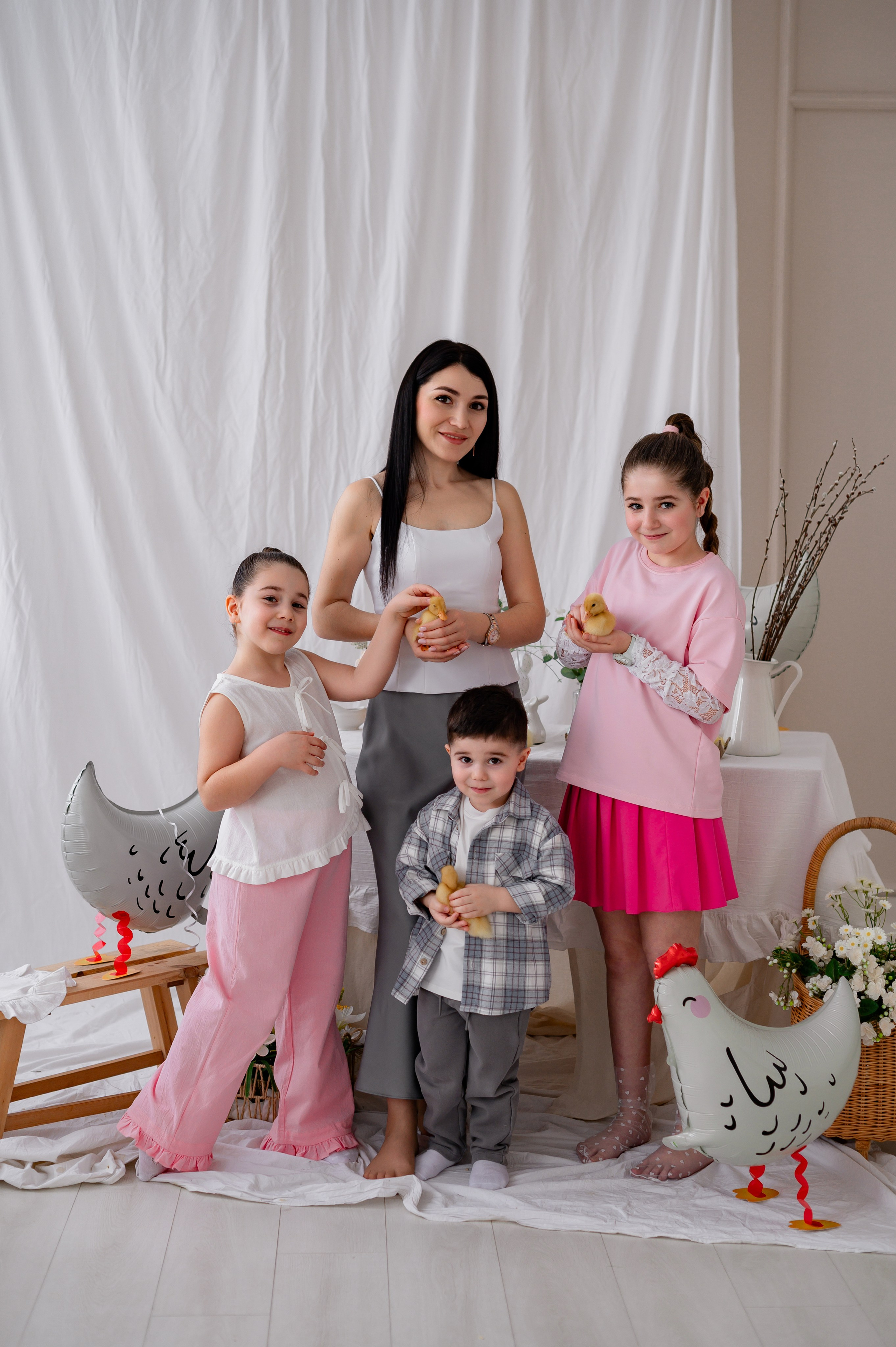 Лев Арина Вика Алена. Фотограф Татьяна Иванчикова