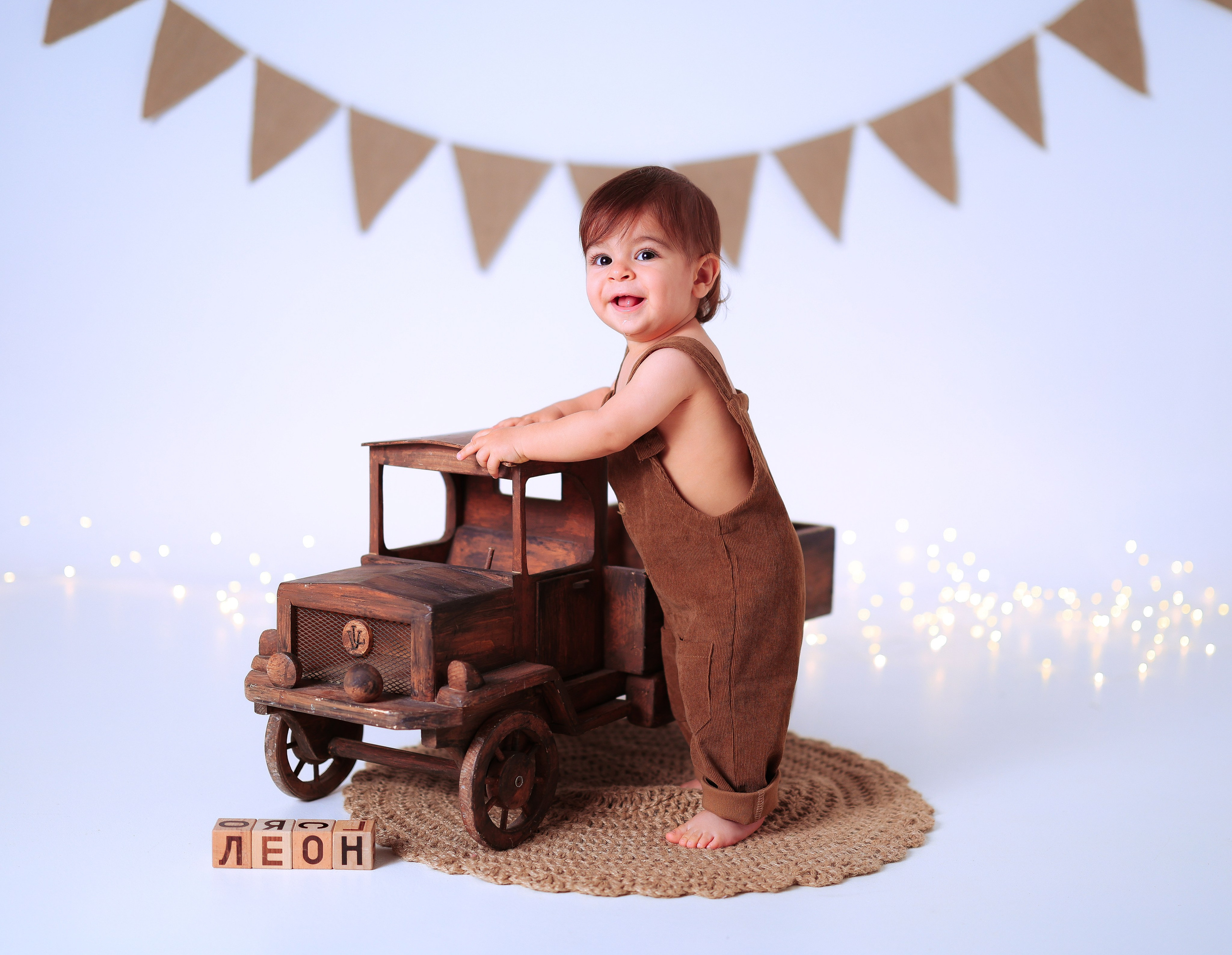 Мальчишки Антураж