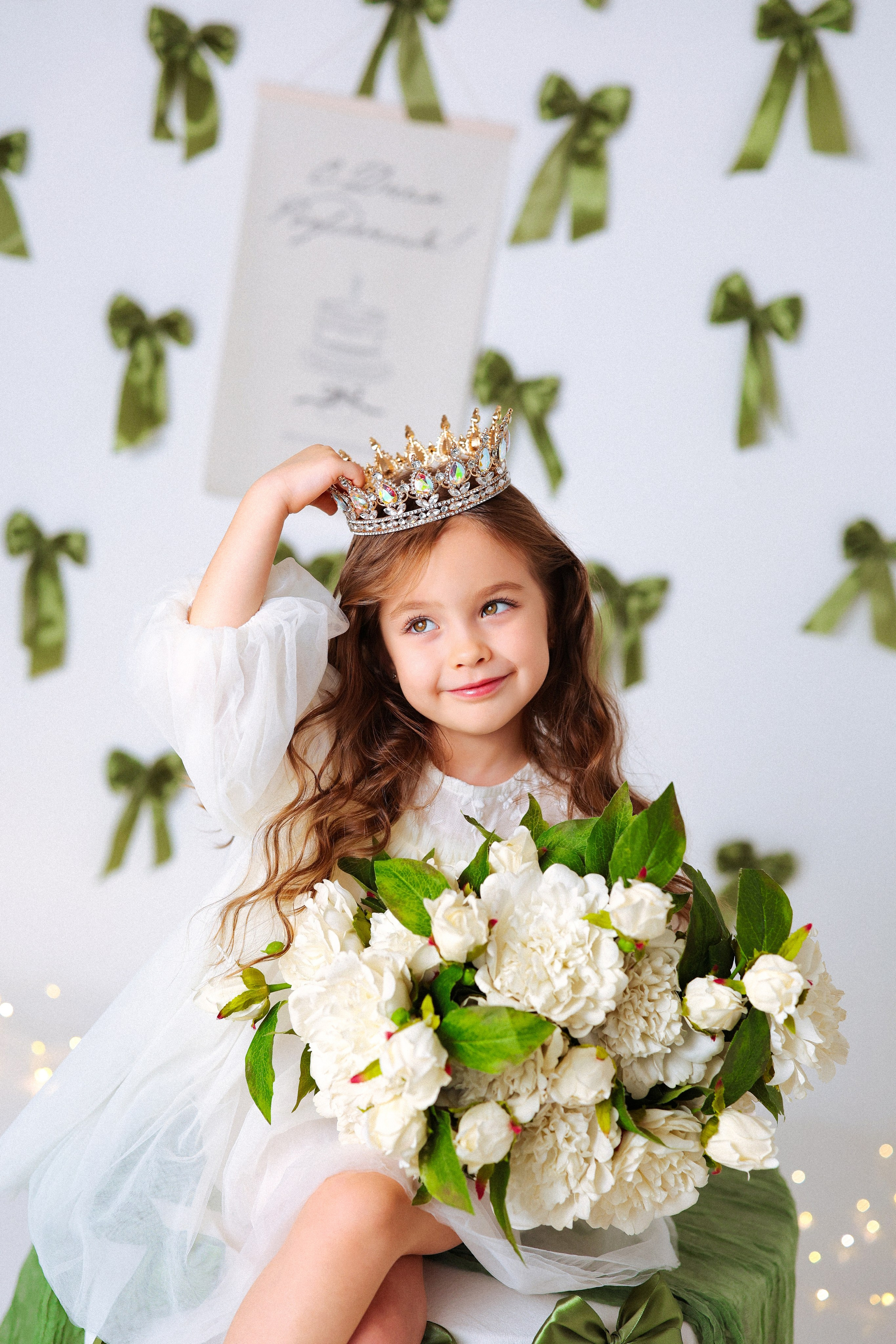 Малышки Антураж