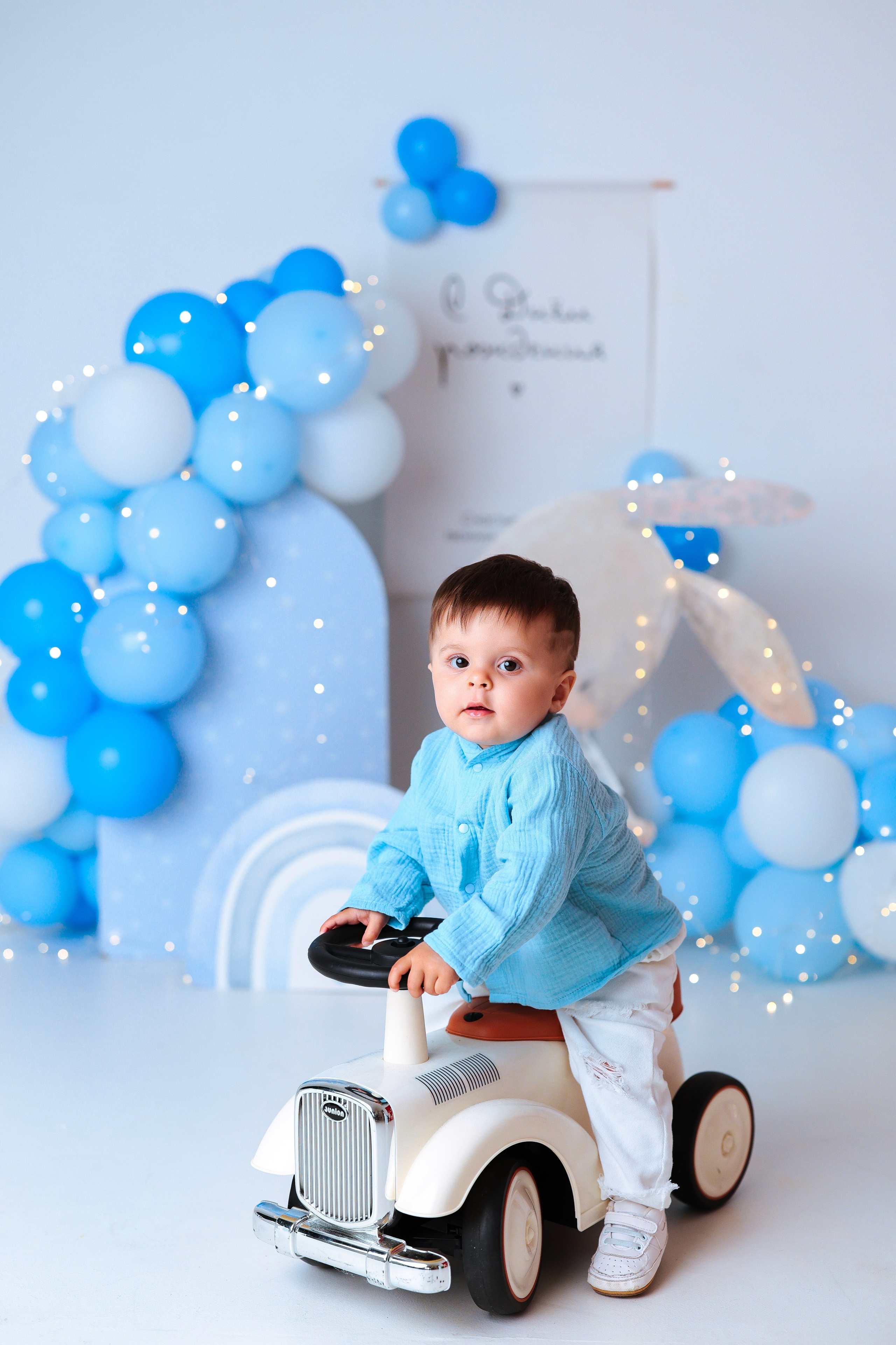 Студия MOMS. Добро пожаловать в мир моего творчества! Меня зовут Аня! Я детский и семейный фотораф!