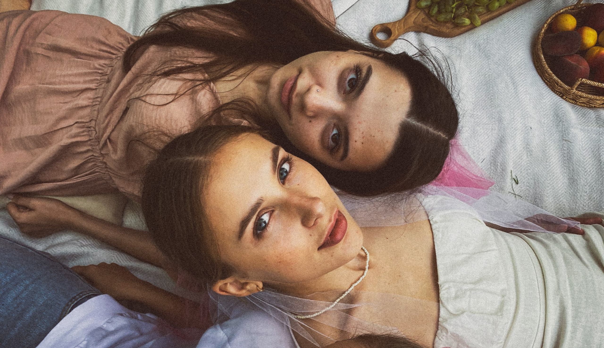 Девичник в парке Чёрное озеро. Чувственный мобильный фотограф в Казани и Сочи Дьяченко Дарья