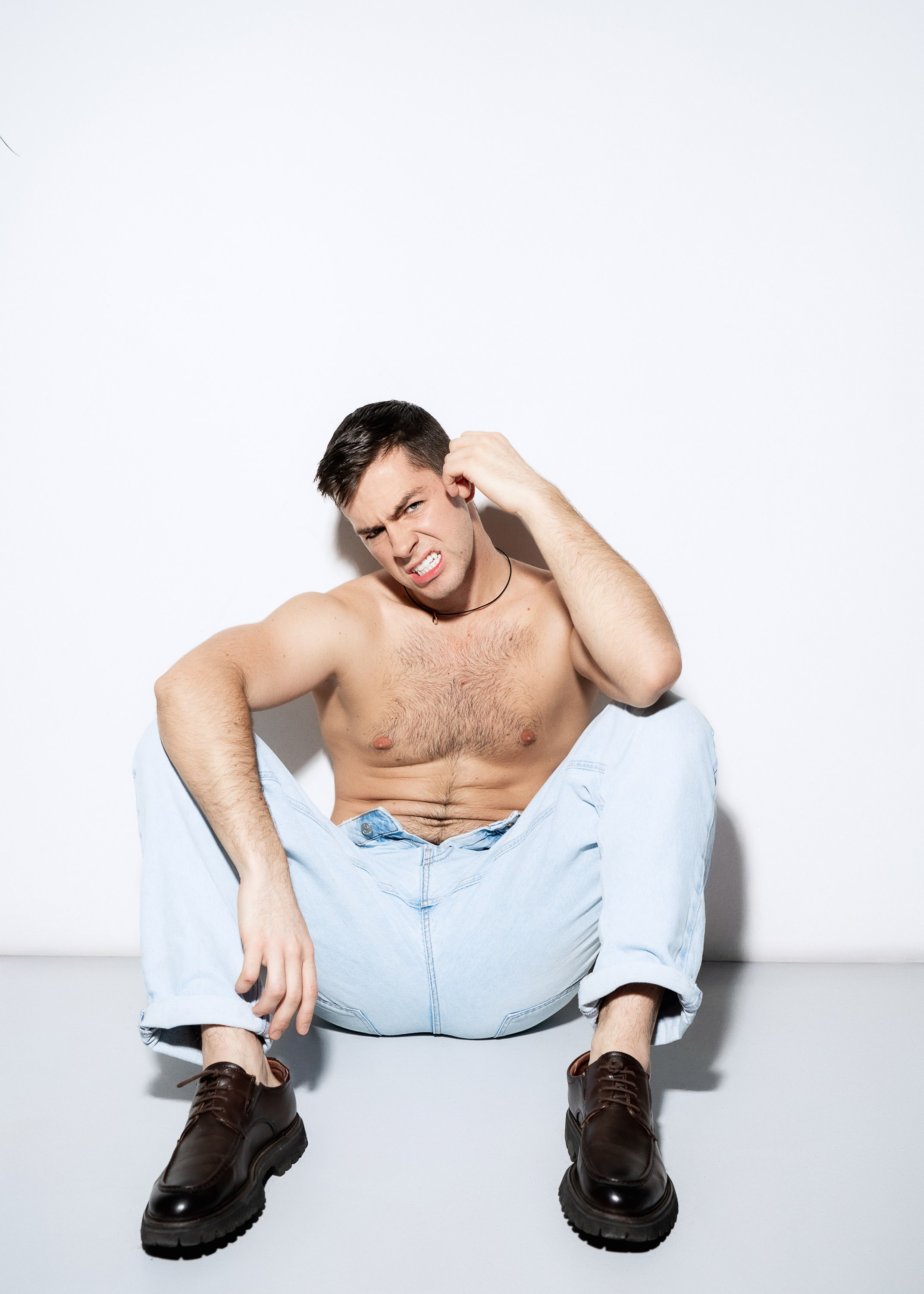 ДМИТРИЙ. Женский портрет