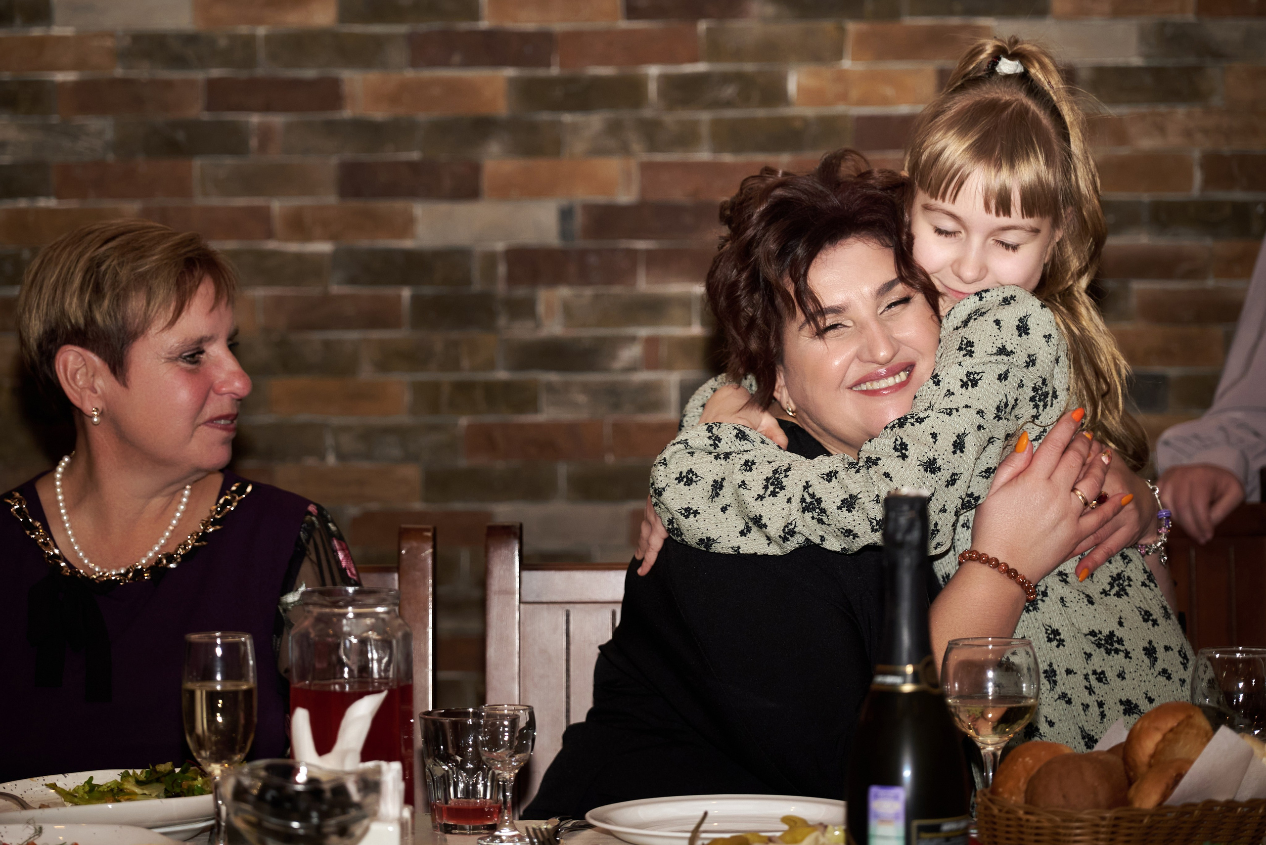 Фотограф Старый Оскол, Губкин. Профессиональный фотограф Старый Оскол, Губкин — свадьба, венчание, крещение, юбилей и день рождения