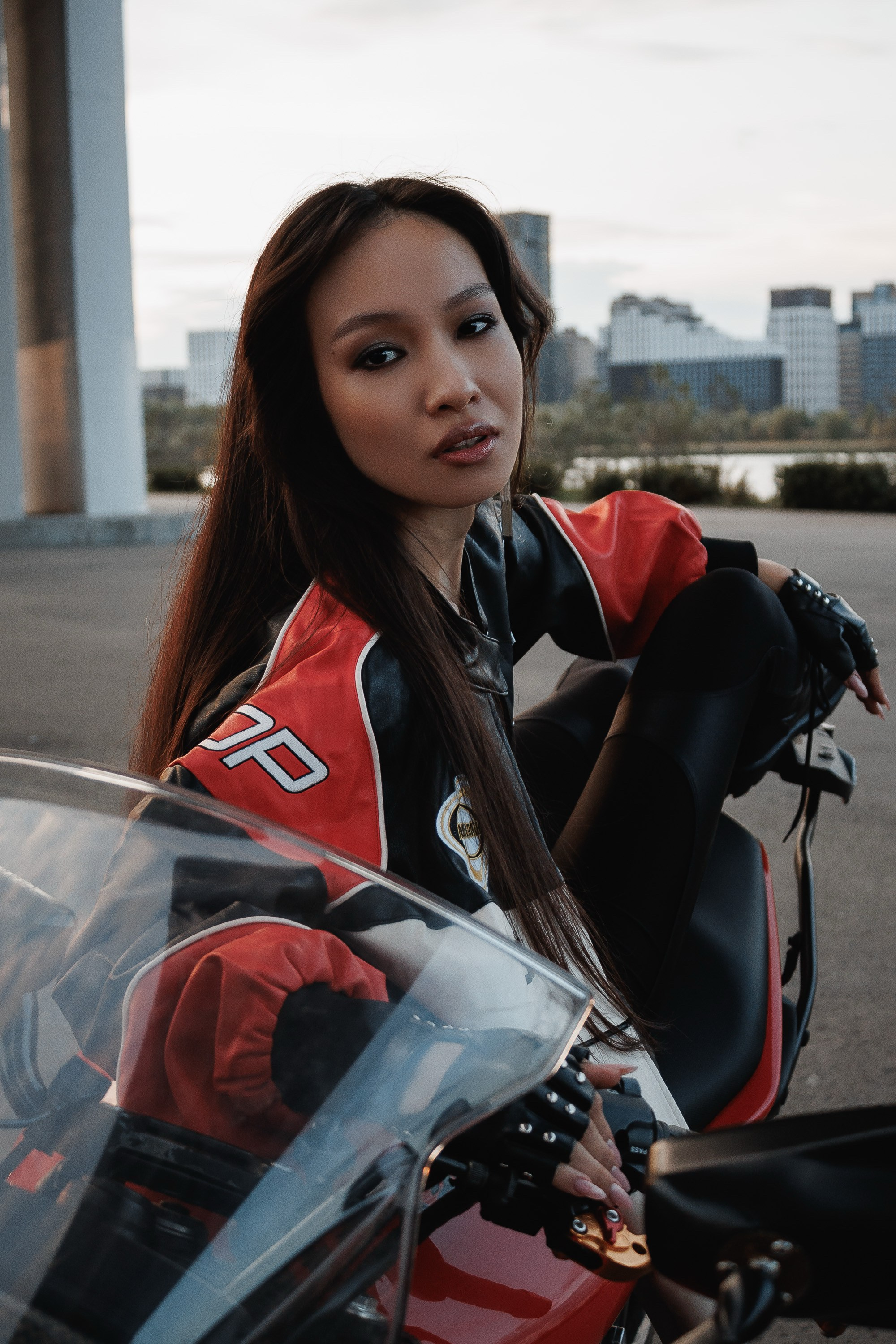 Съемка на мотоцикле. Ксю Галиасфарова — Фотограф Казань