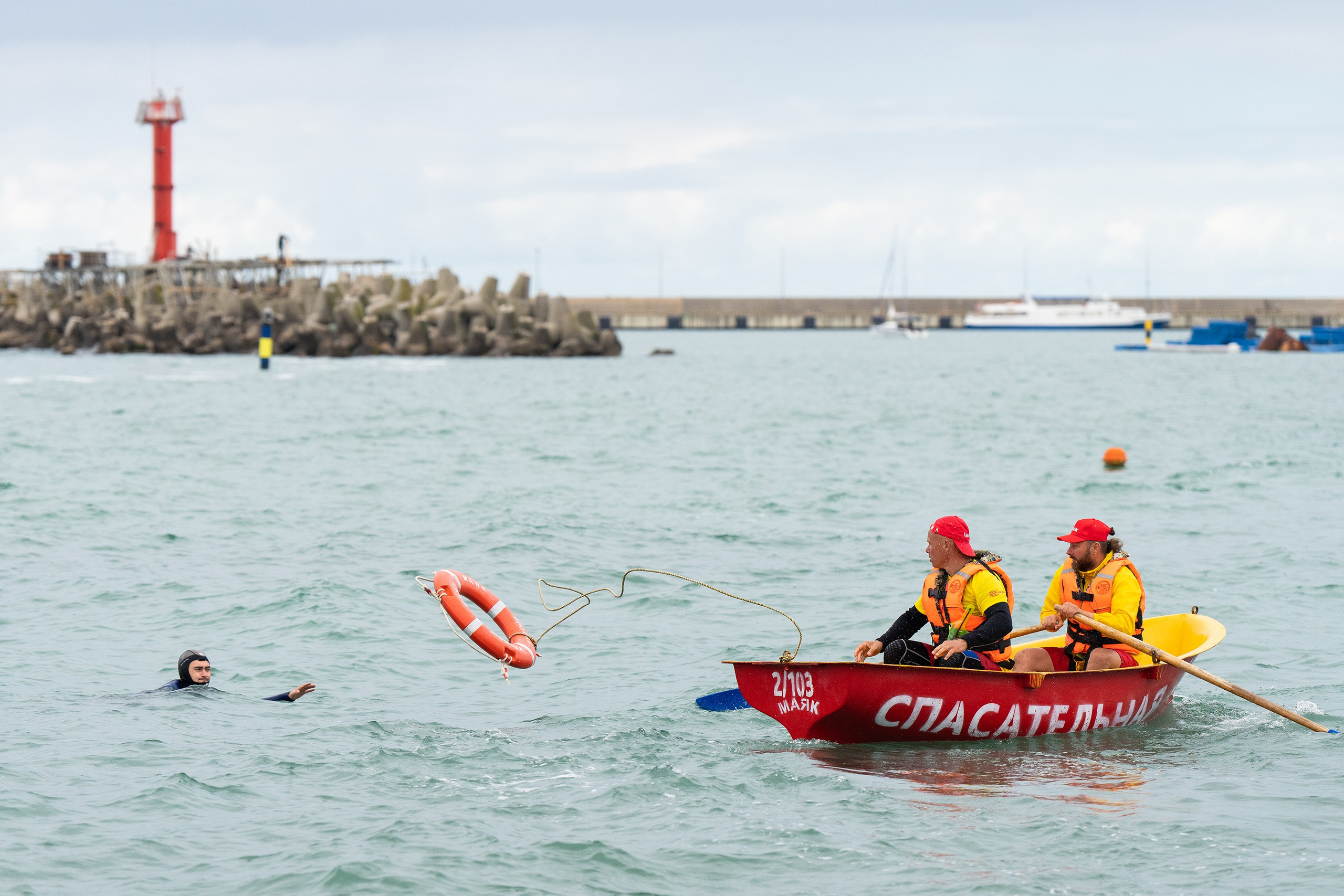 Репортажный фотограф в Сочи — профессиональная съёмка событий и мероприятий. Профессиональная фотосъемка в Сочи: репортаж, предметная, ювелирная фотосъемка, недвижимость, фуд-фотография. Фотограф Александр Афанасьев