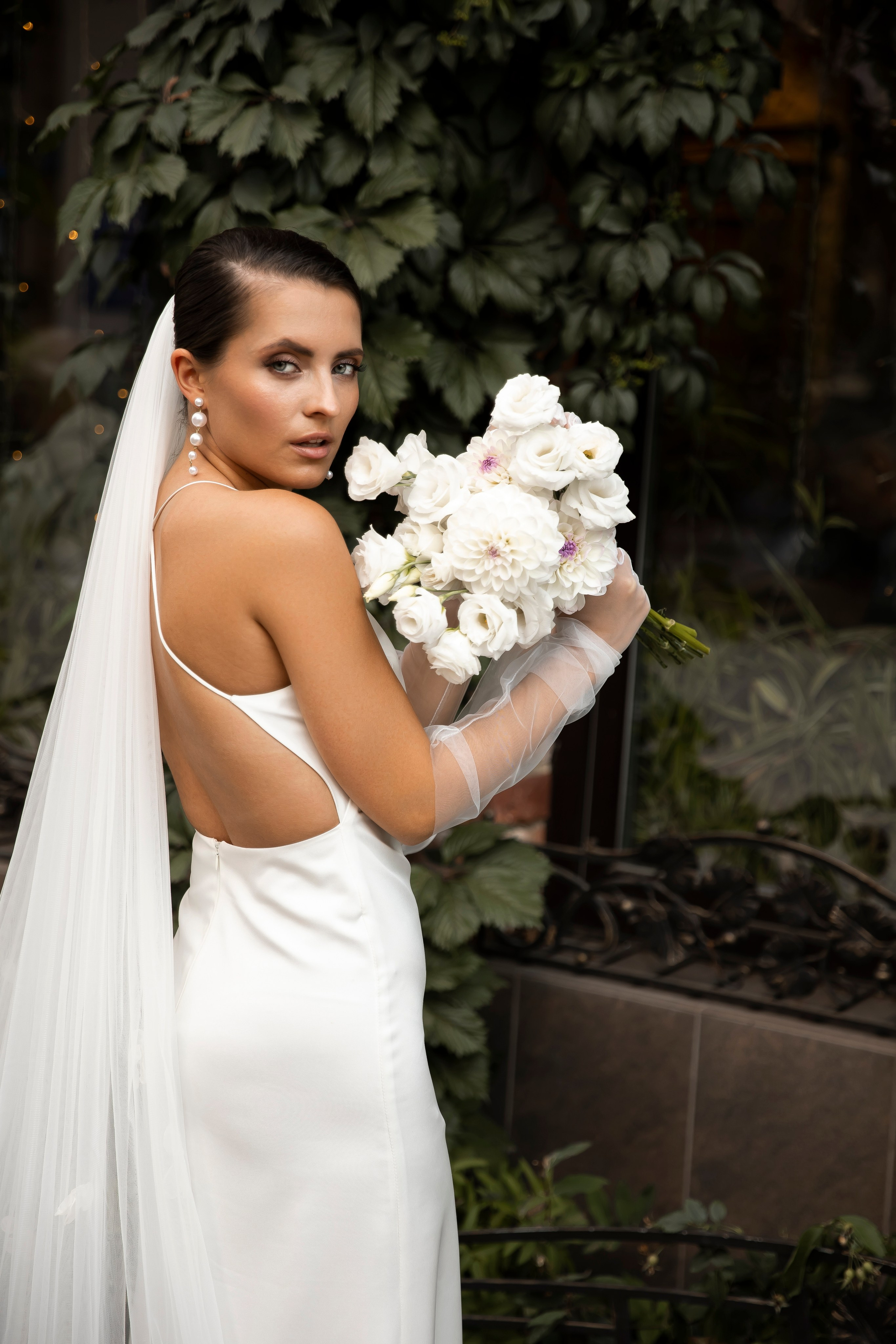 Ксюша. Я Ира и я фотографирую свадьбы более 10 лет