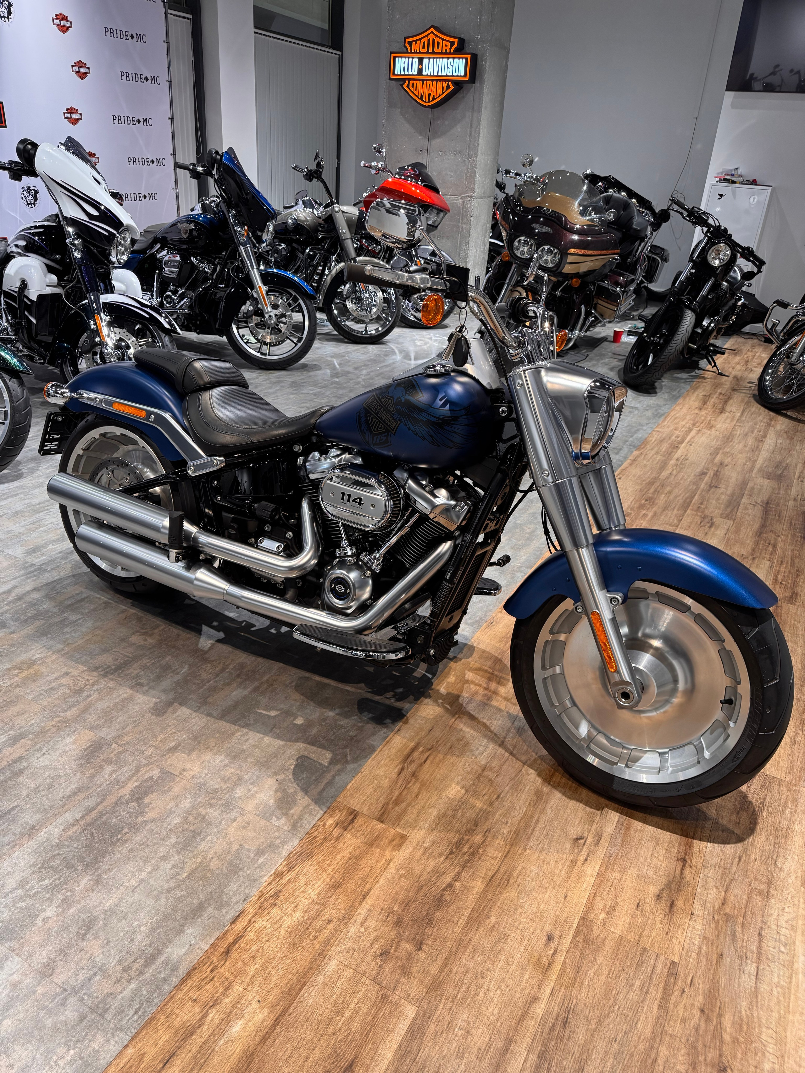 Harley Davidson Sportster 114 FAT BOY — купить мотоцикл. Hello Davidson, Москва. Только хорошие мотоциклы…