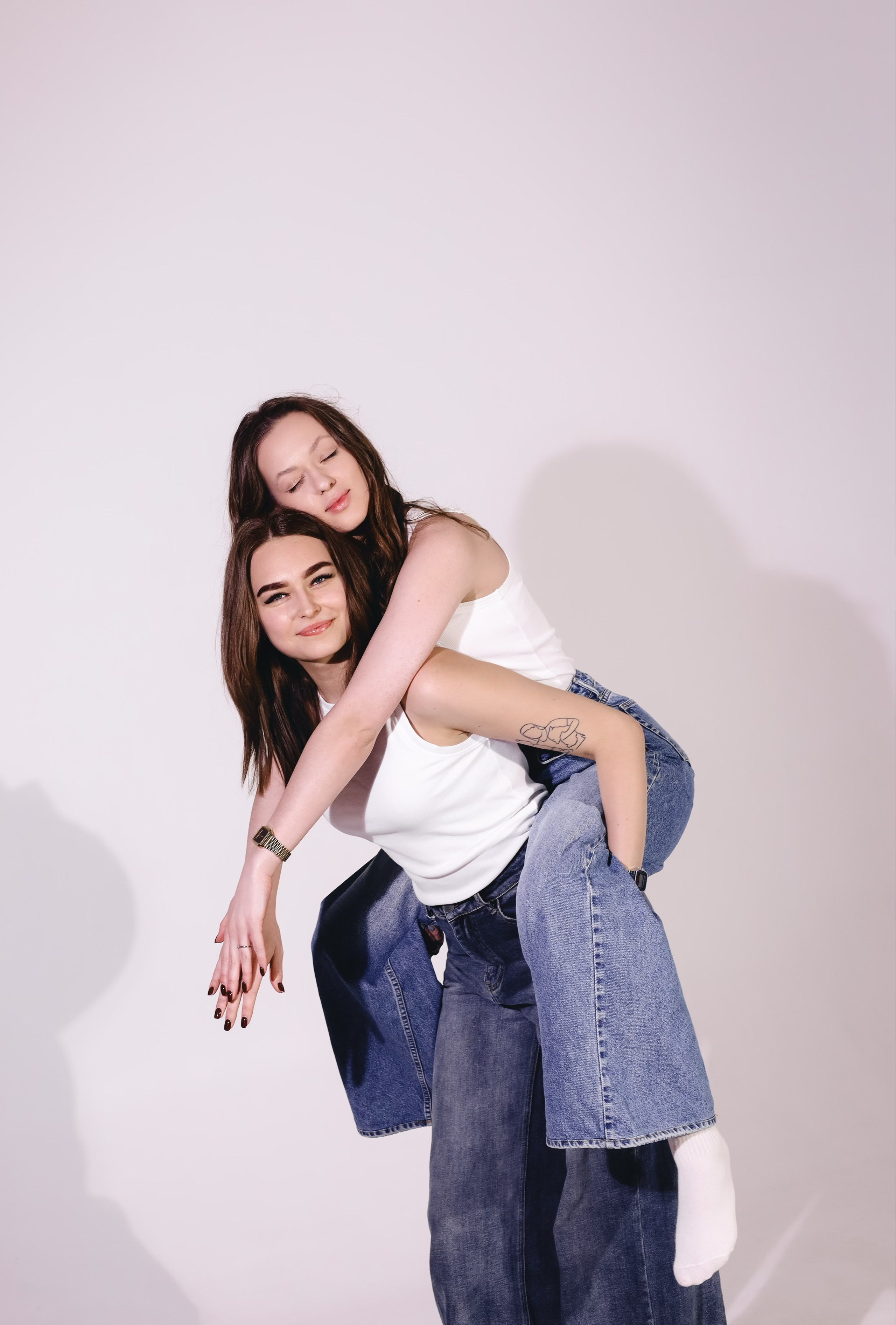 Лиза и Настя. Фотограф Мария Лаенко