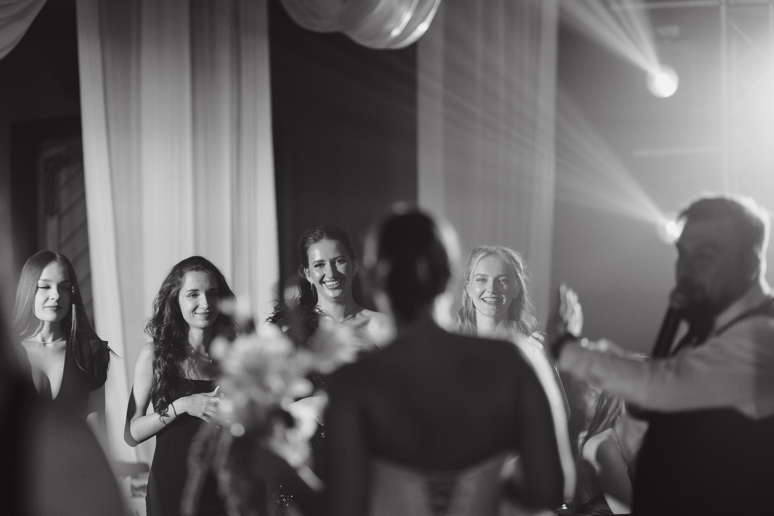 Свадебная фотосъемка в «Двор Стайки»