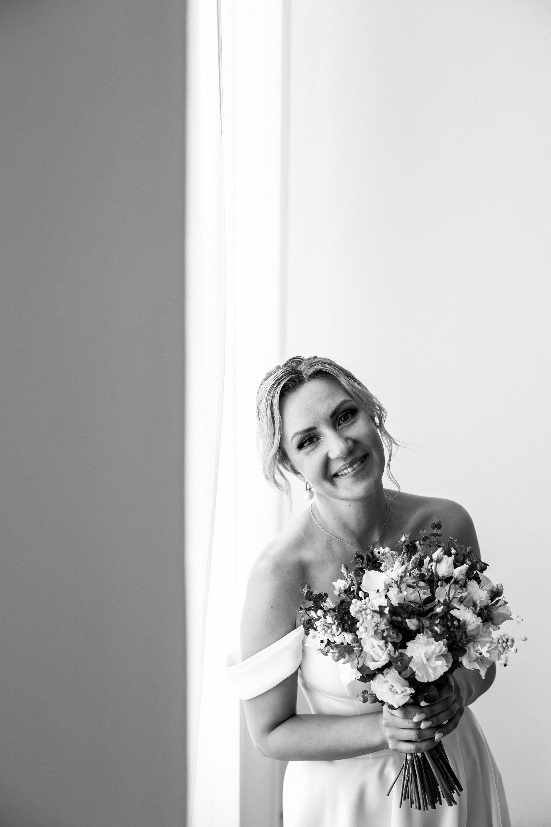 Саша & Валя. Свадебный и портретный фотограф в Омске Антон Карев