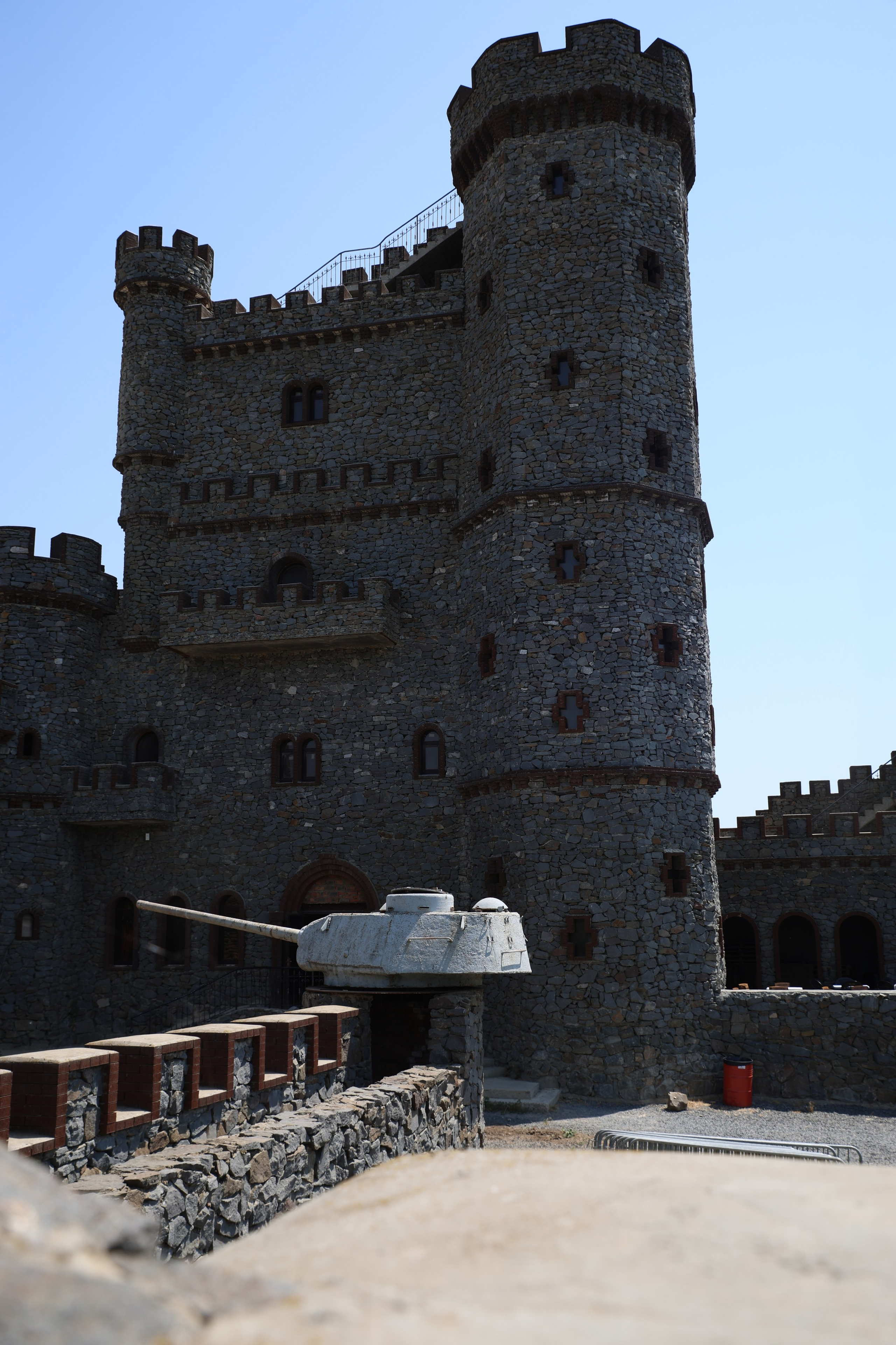 ЗАМОК. Репортажный и мужской фотограф в Краснодаре. Фотограф в Краснодаре