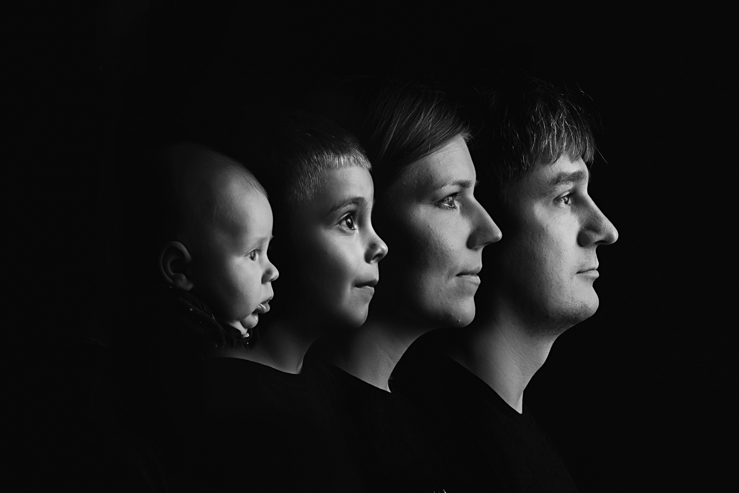 Профили. Семейный фотограф Тюмень, фотограф на роды Салмина Мария