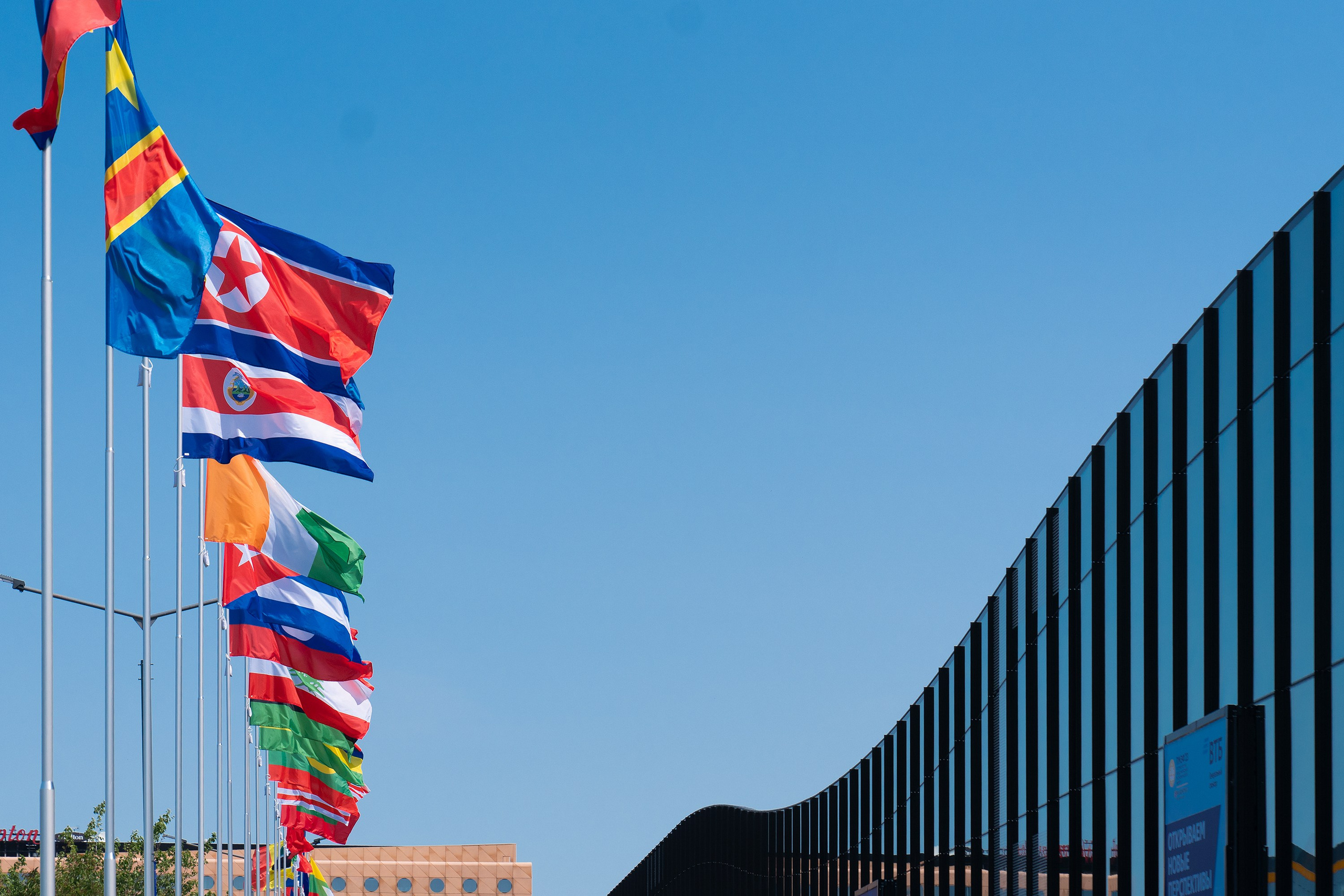 Репортажный фотограф в Сочи — профессиональная съёмка событий и мероприятий. Профессиональная фотосъемка в Сочи: репортаж, предметная, ювелирная фотосъемка, недвижимость, фуд-фотография. Фотограф Александр Афанасьев