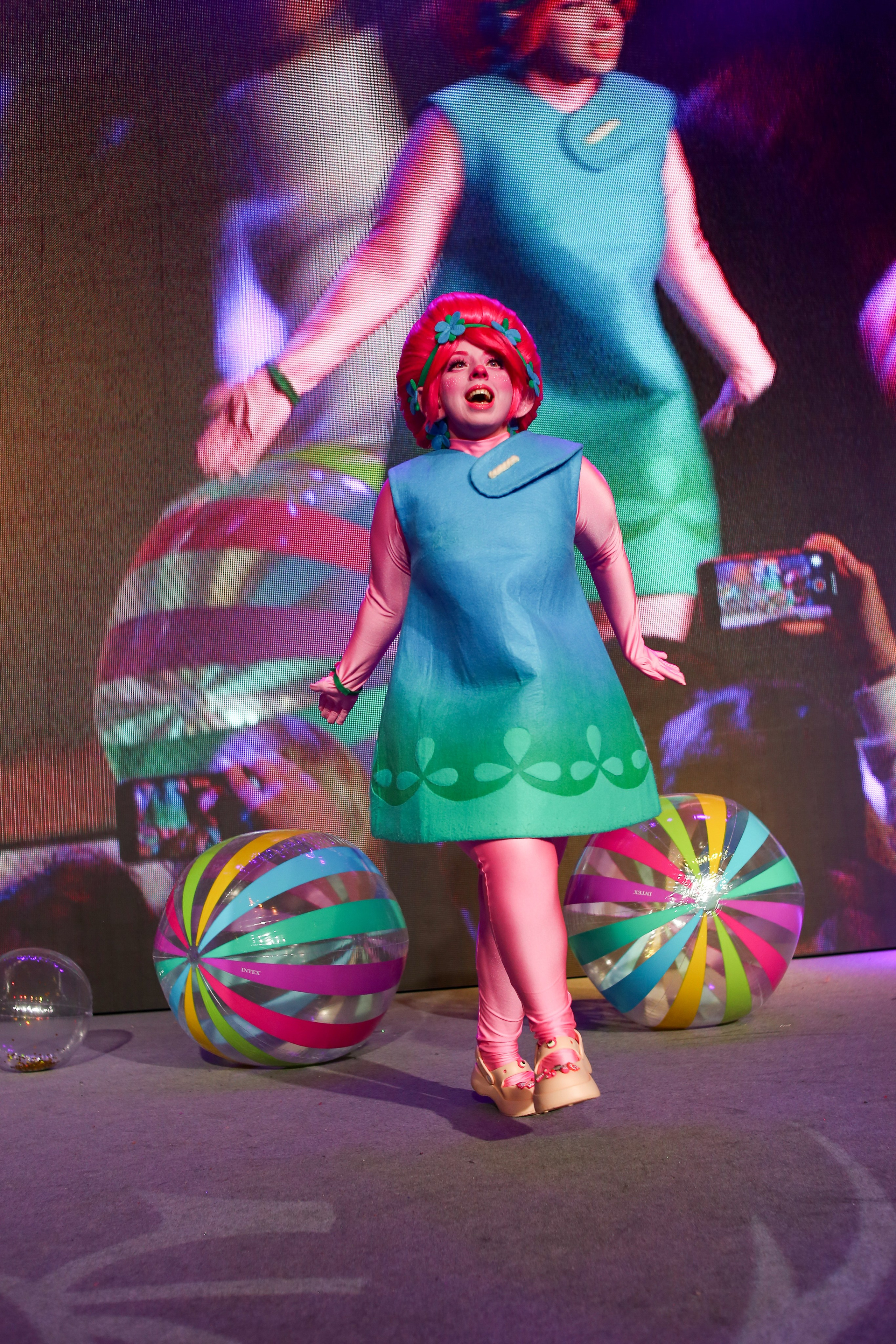 Розочка из троллей 