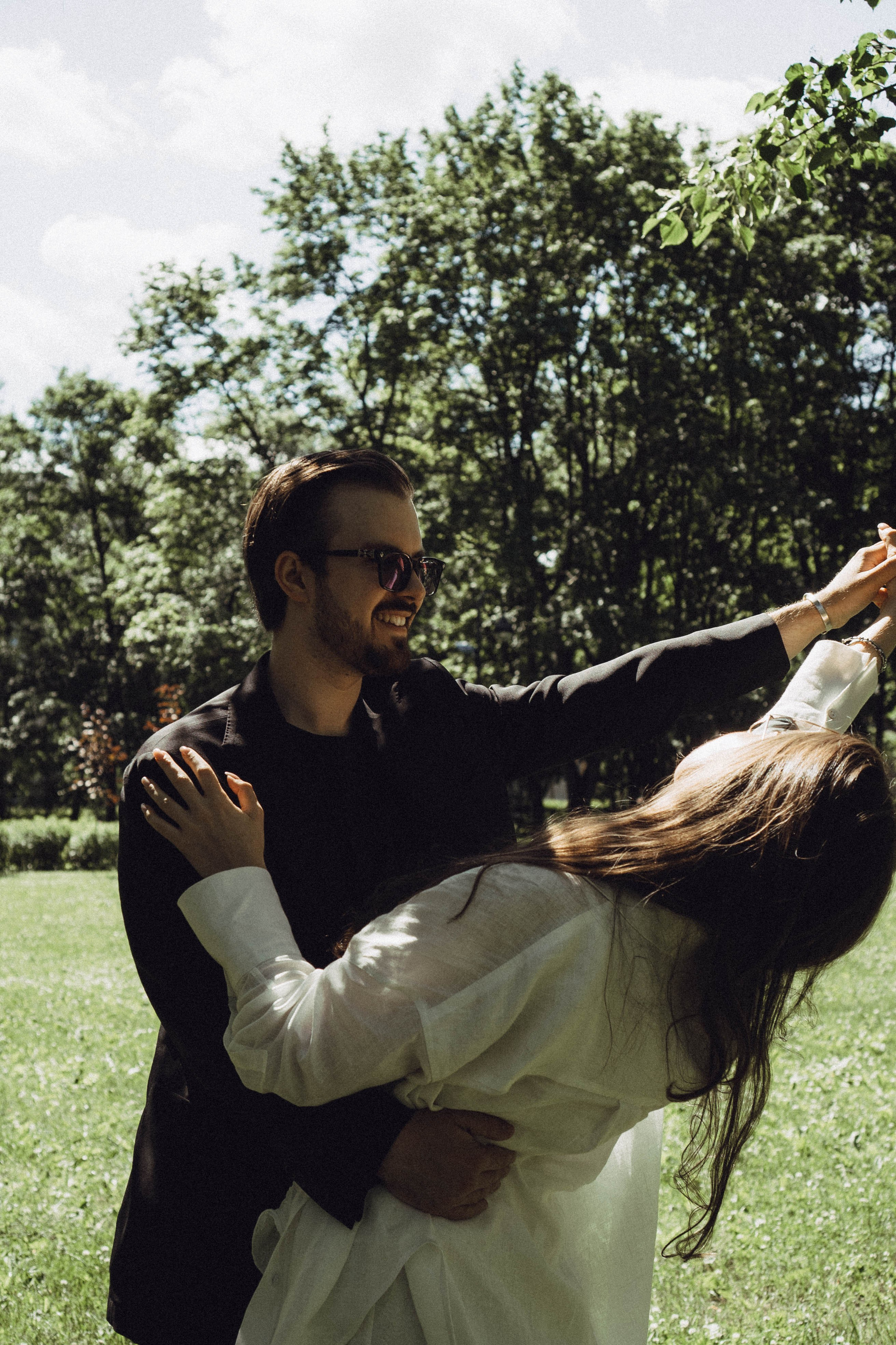 СВАДЕБНАЯ СЬЕМКА В ПАРКЕ ПОБЕДЫ И ПРОГУЛКА ПО МОСКОВСКОМУ ПРОСПЕКТУ. Профессиональный фотограф, Санкт-Петербург — Виктория Богомолова