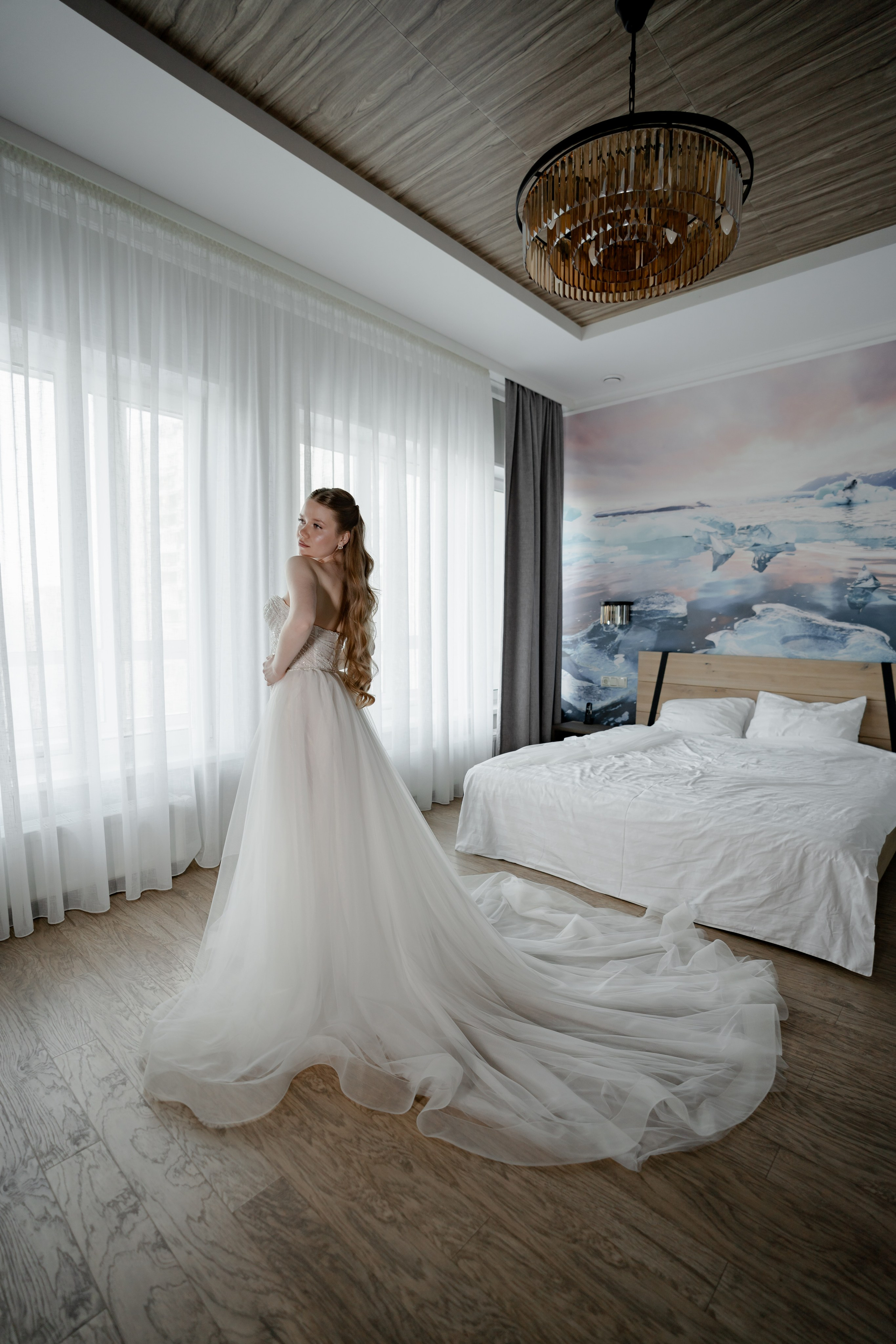 СВАДЕБНАЯ СЬЕМКА СБОРОВ В ОТЕЛЕ И ВЫЕЗД НА ЦЕРЕМОНИЮ (СНЯТО В СИБИРЕ В НИЖНЕВАРТОВСКЕ)М. Профессиональный фотограф, Санкт-Петербург — Виктория Богомолова