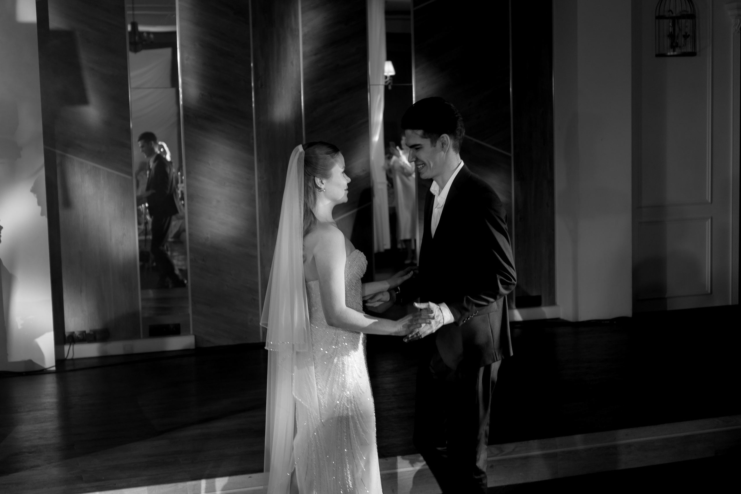 СВАДЕБНАЯ СЬЕМКА СБОРОВ В ОТЕЛЕ И ВЫЕЗД НА ЦЕРЕМОНИЮ (СНЯТО В СИБИРЕ В НИЖНЕВАРТОВСКЕ). Профессиональный фотограф, Санкт-Петербург — Виктория Богомолова