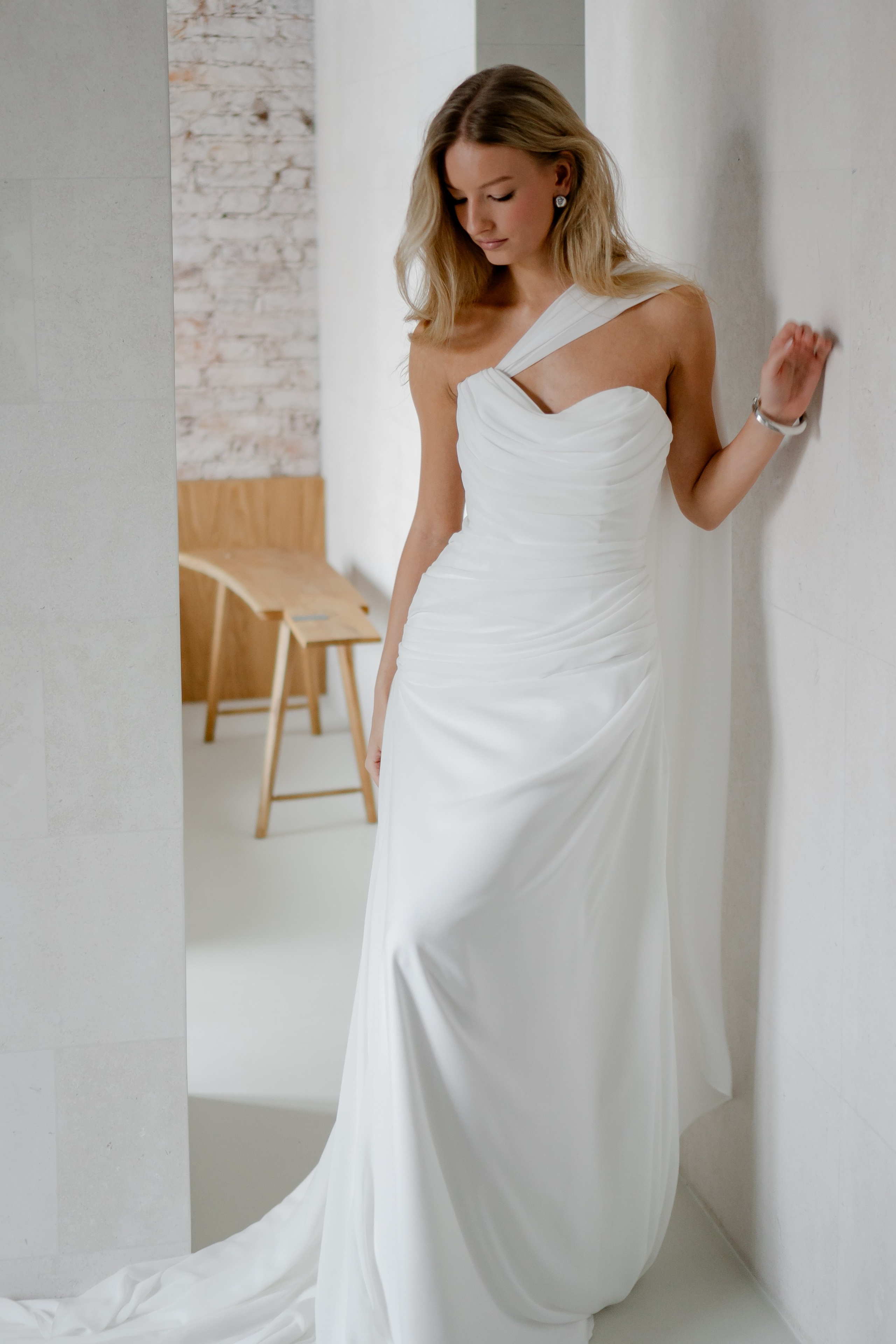 ЭЛЕГАНТНАЯ СВАДБЕНАЯ СЬЕМКА ЖЕНИХА И НЕВЕСТЫ В ДОРОГОМ ОТЕЛЕ САНКТ-ПЕТЕРБУРГА. Профессиональный фотограф, Санкт-Петербург — Виктория Богомолова