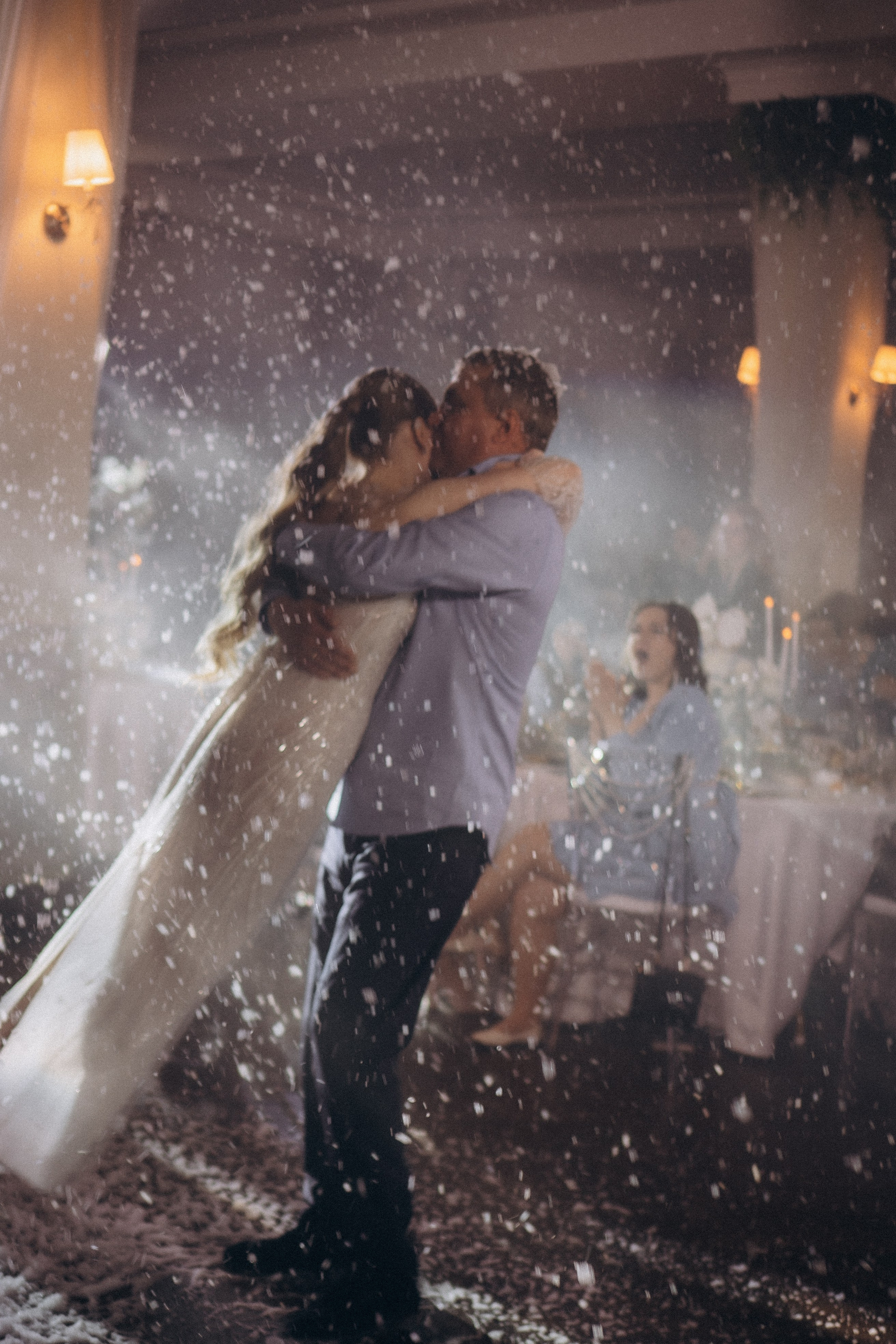 СВАДЕБНАЯ СЬЕМКА СБОРОВ В ОТЕЛЕ И ВЫЕЗД НА ЦЕРЕМОНИЮ (СНЯТО В СИБИРЕ В НИЖНЕВАРТОВСКЕ). Профессиональный фотограф, Санкт-Петербург — Виктория Богомолова