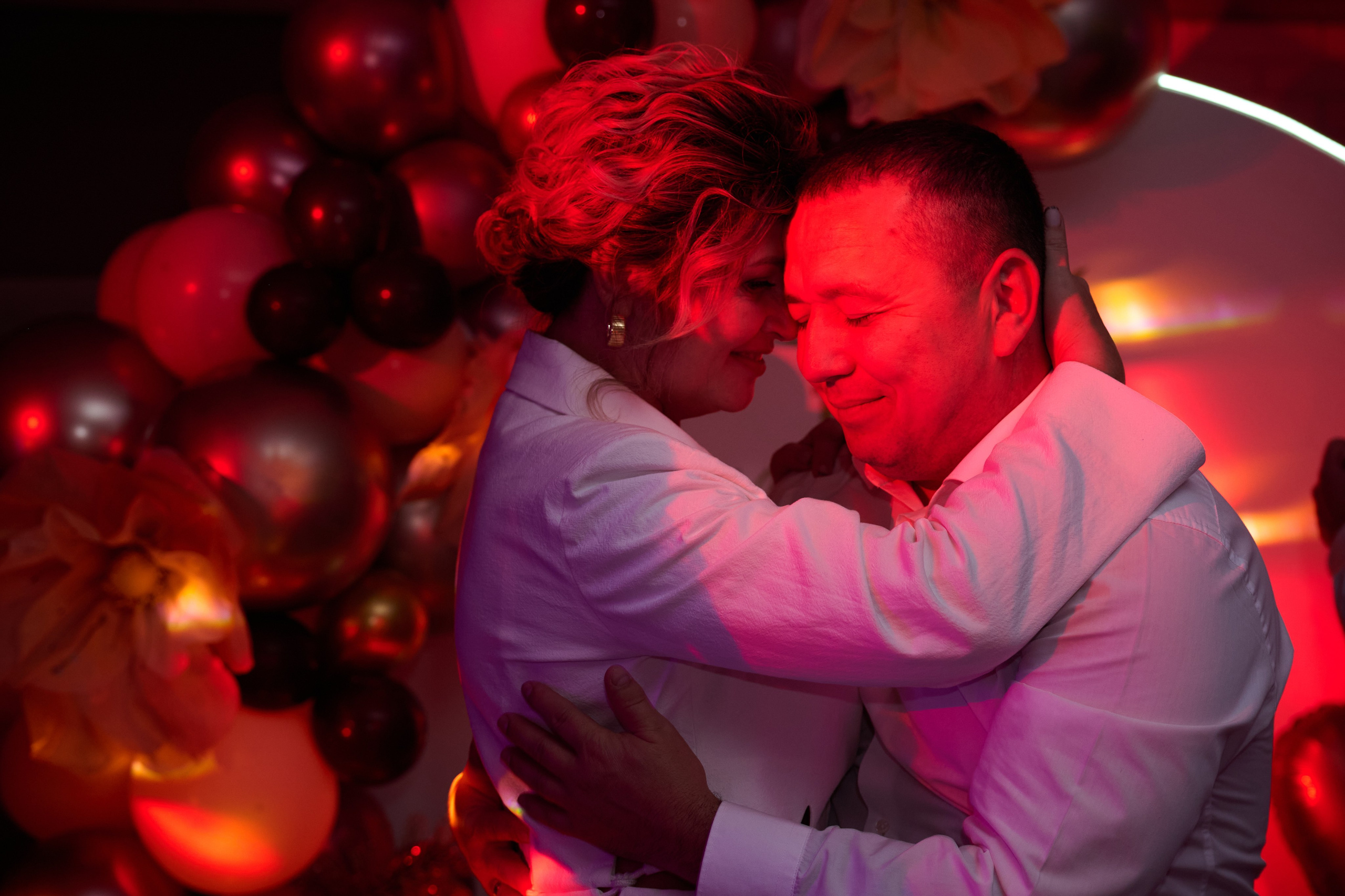 Фотосъемка юбилея Валентины. Профессиональный фотограф Старый Оскол, Губкин — свадьба, венчание, крещение, юбилей и день рождения