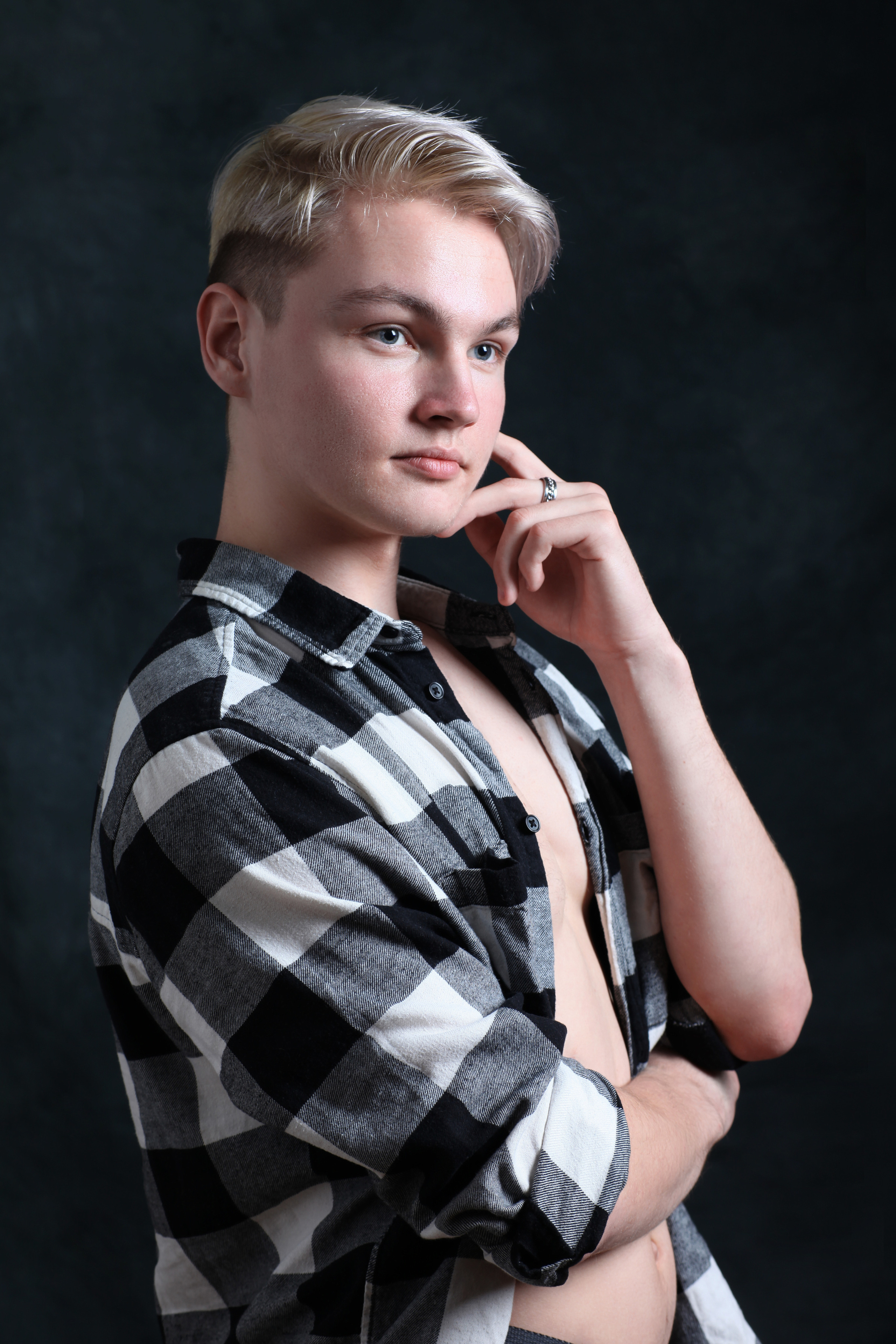 Владислав. Репортажный, семейный, свадебный, портретный фотограф