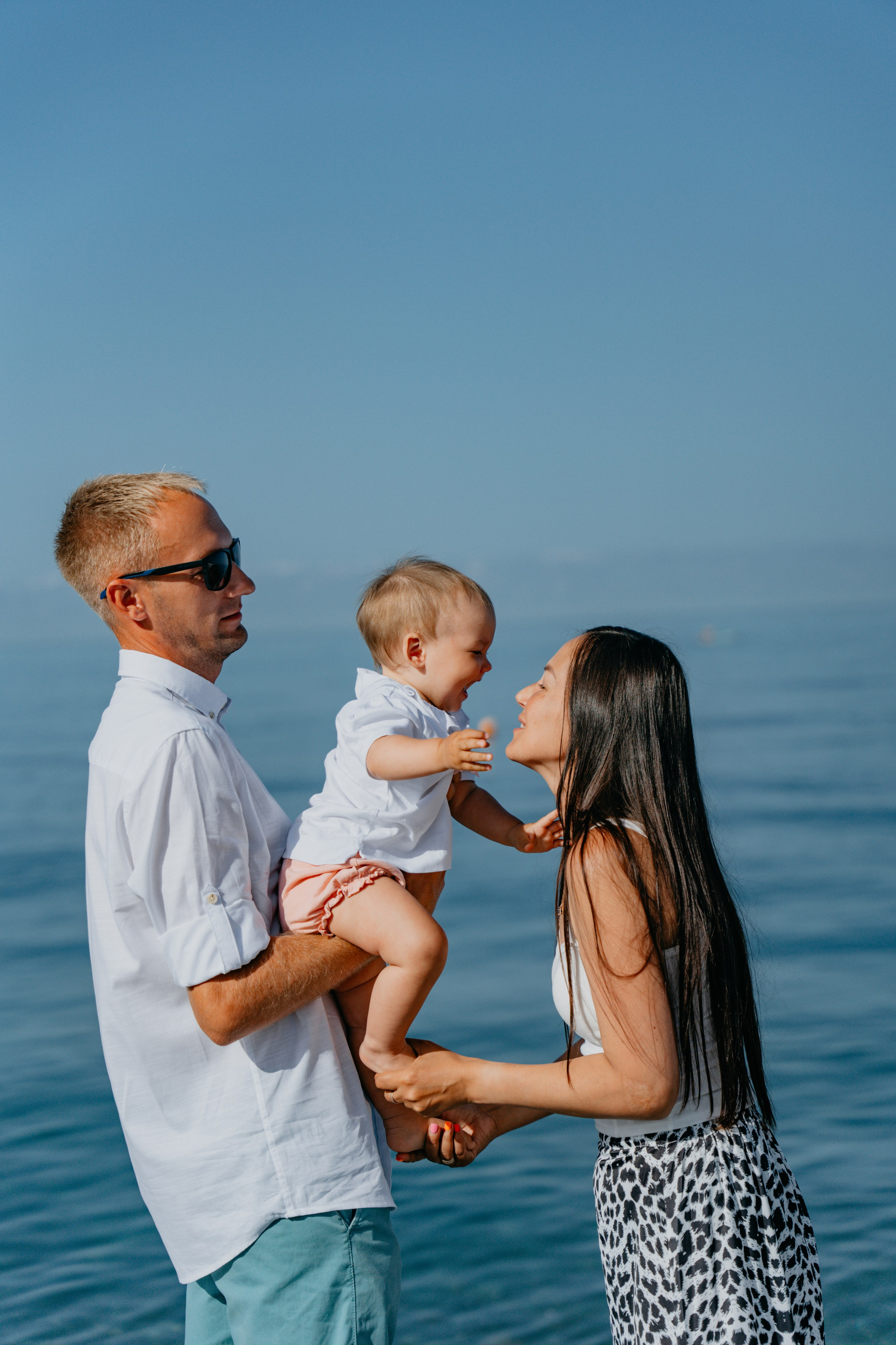 Когда если не сейчас. Поехали на море)