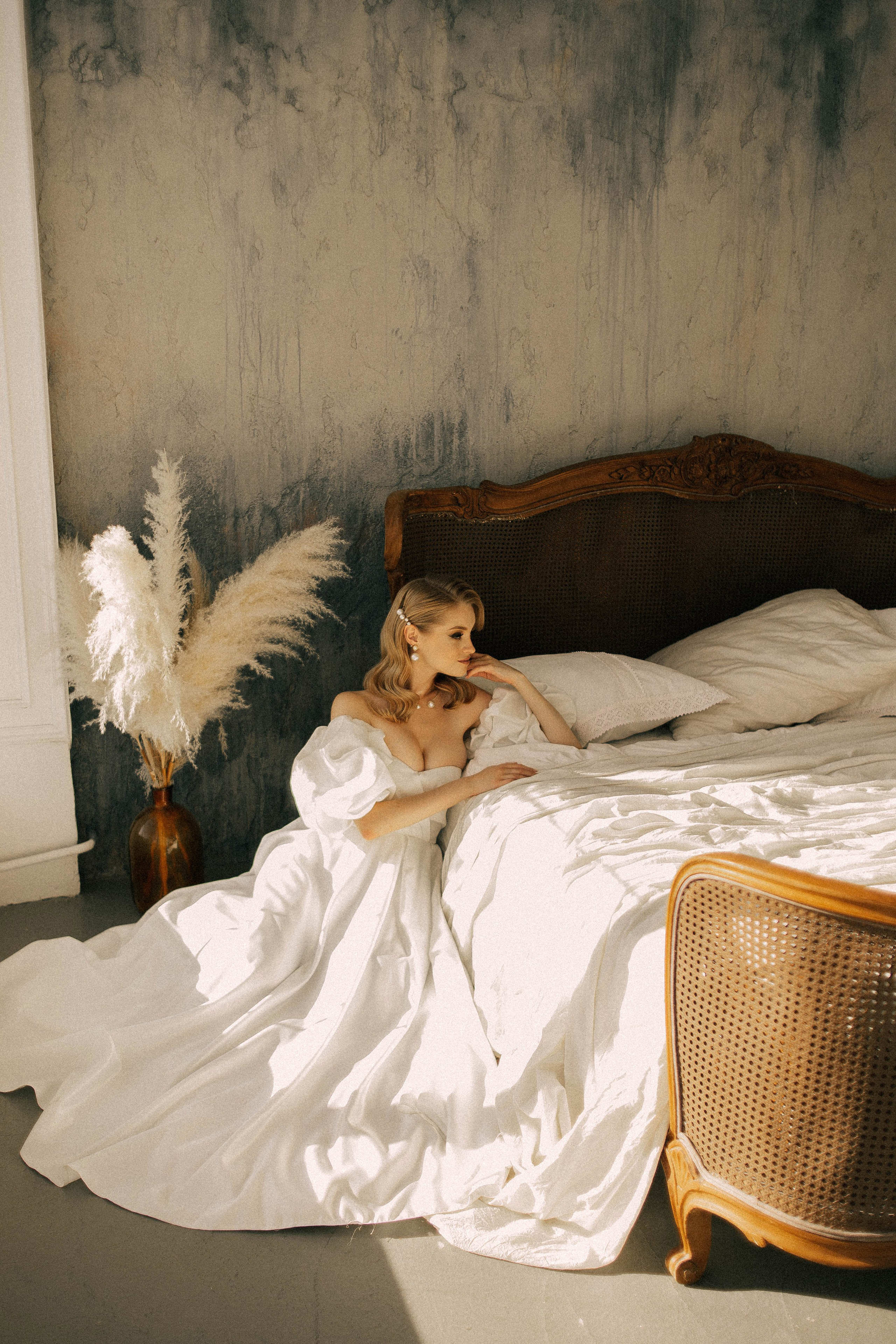 Невеста Валерия. Главная