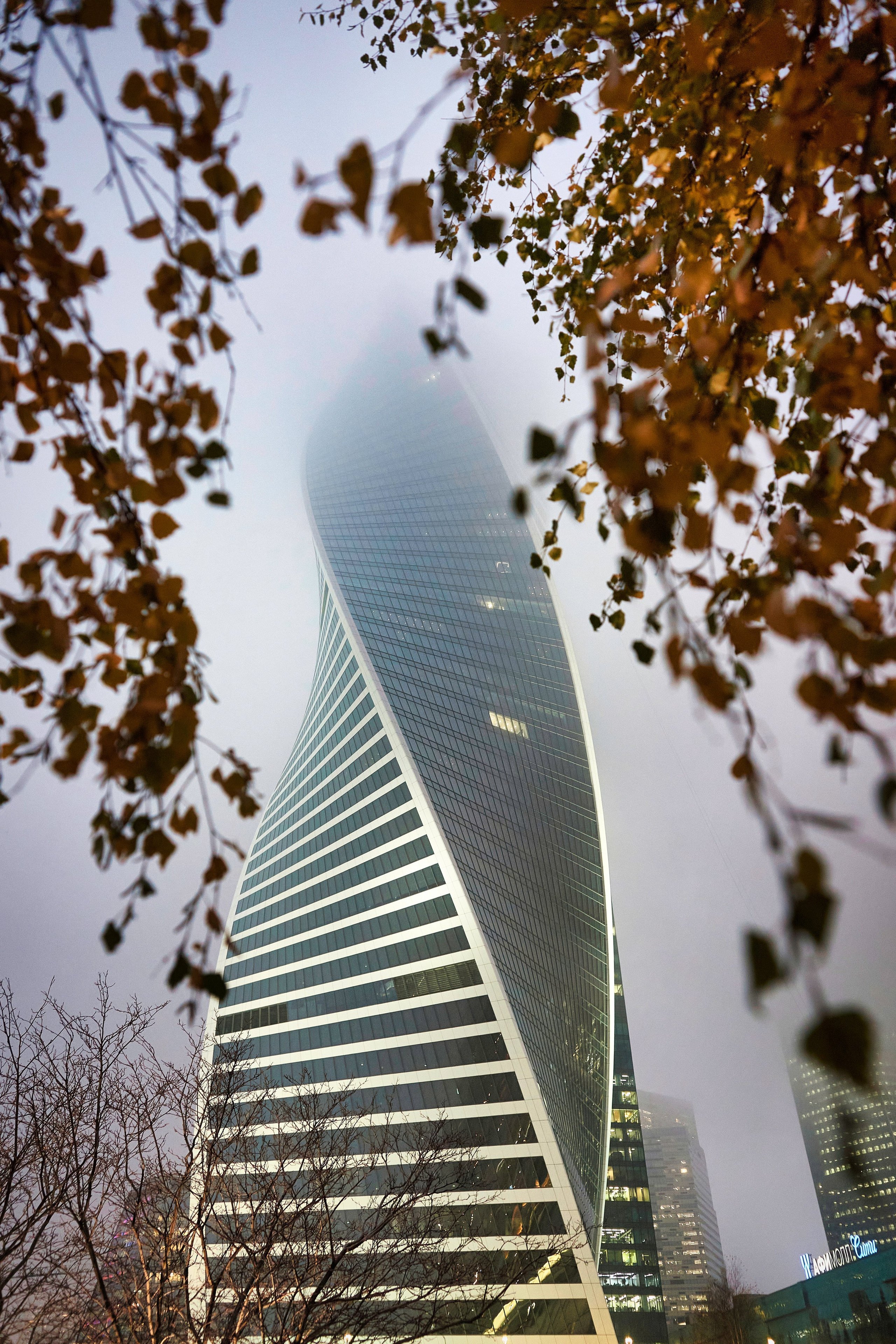 Женский портрет в Москва-Сити. Фотограф Владимир Артамонов