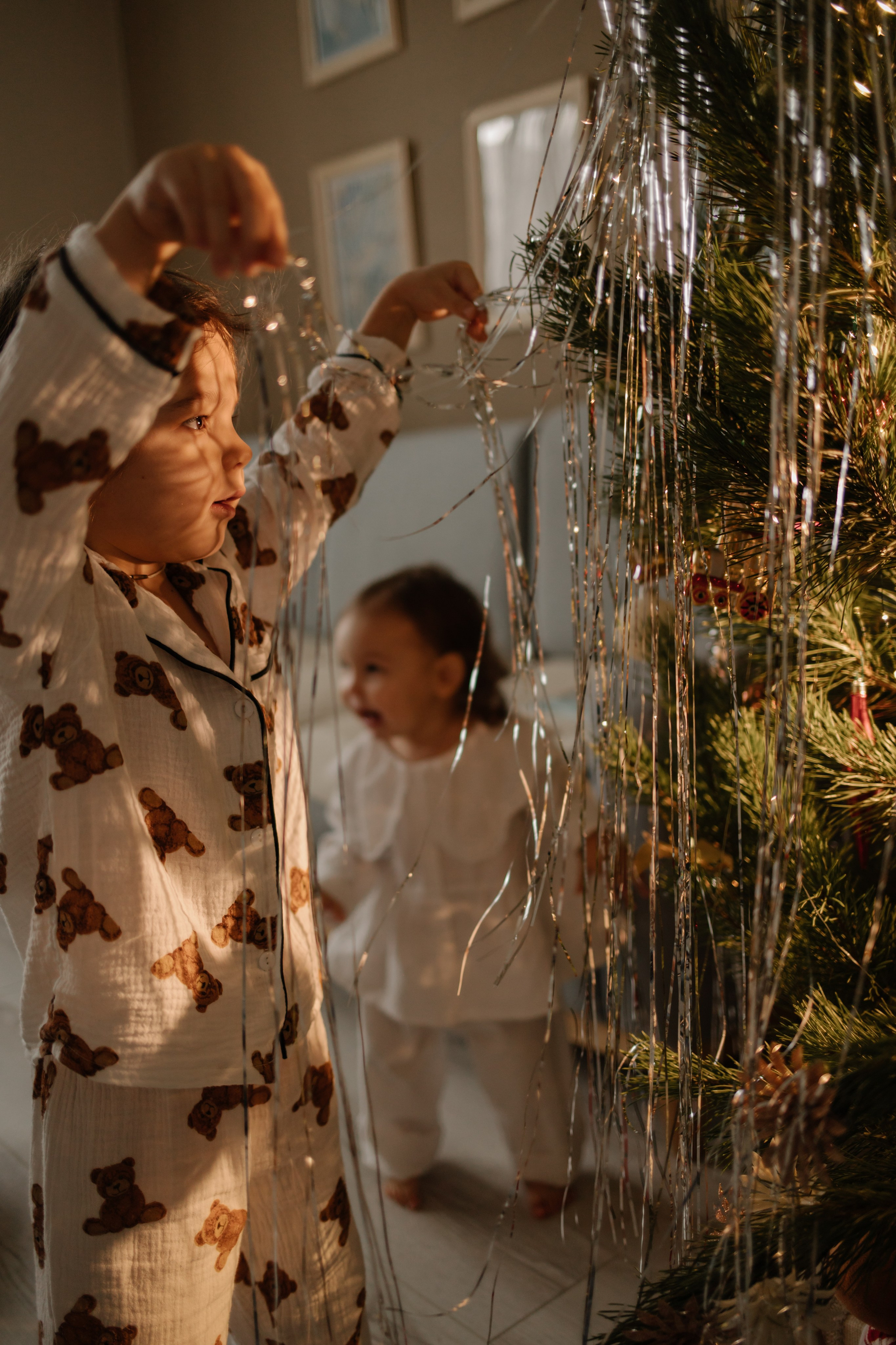 Виталий, Ксения, София, Мирослава и Маффин. Семейный фотограф в Москве Валерия Мясникова