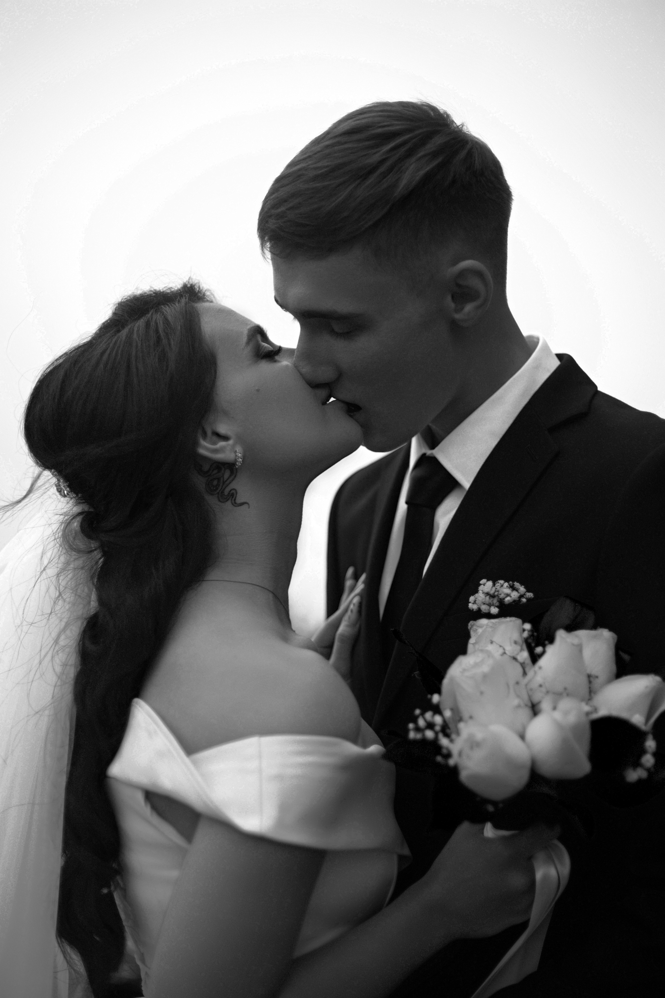 Свадебная фотосъёмка. Атмосферная фотосъёмка в Омске!