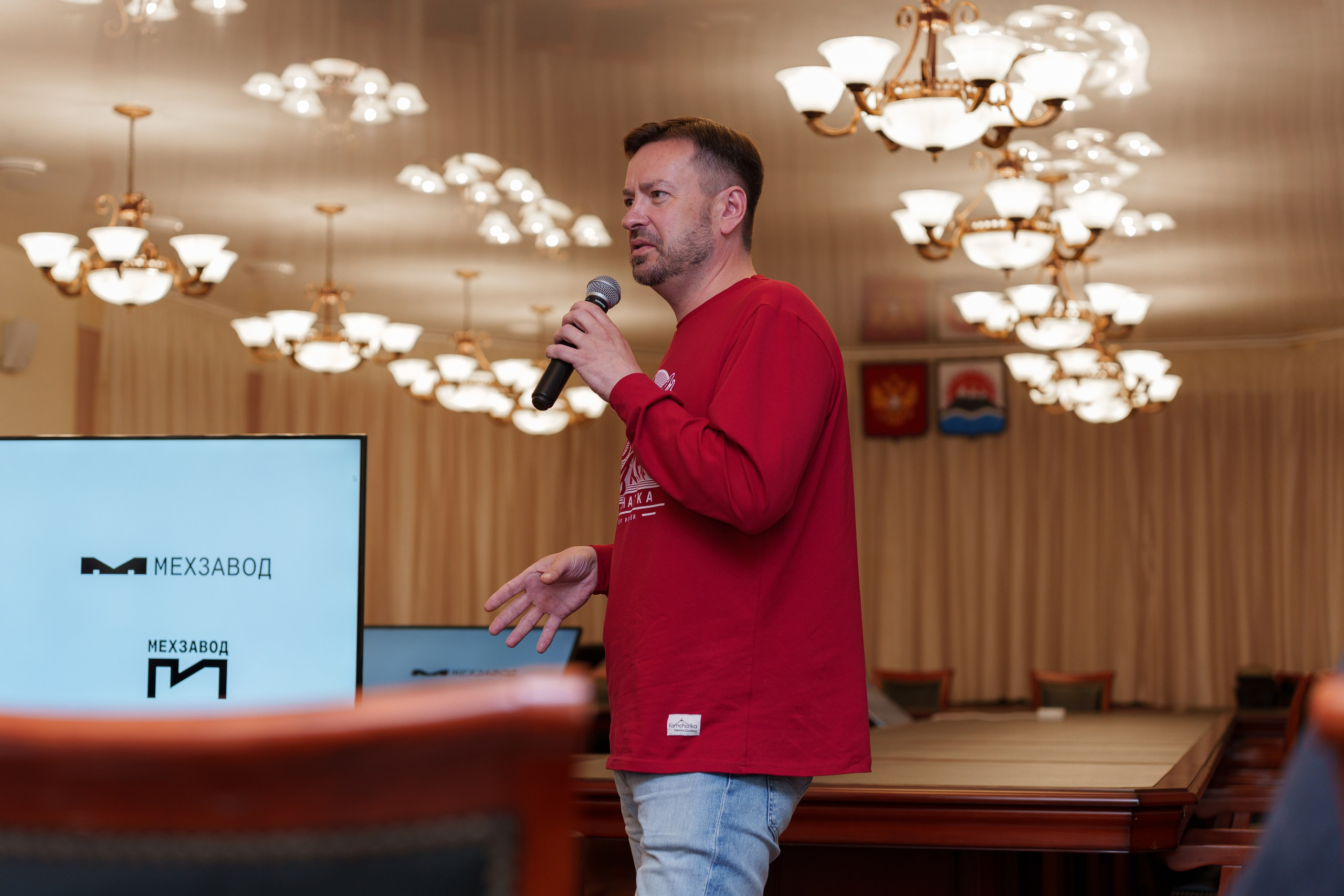 Альбом-портфолио репортажных снимков. Фотограф Ди Садчиков