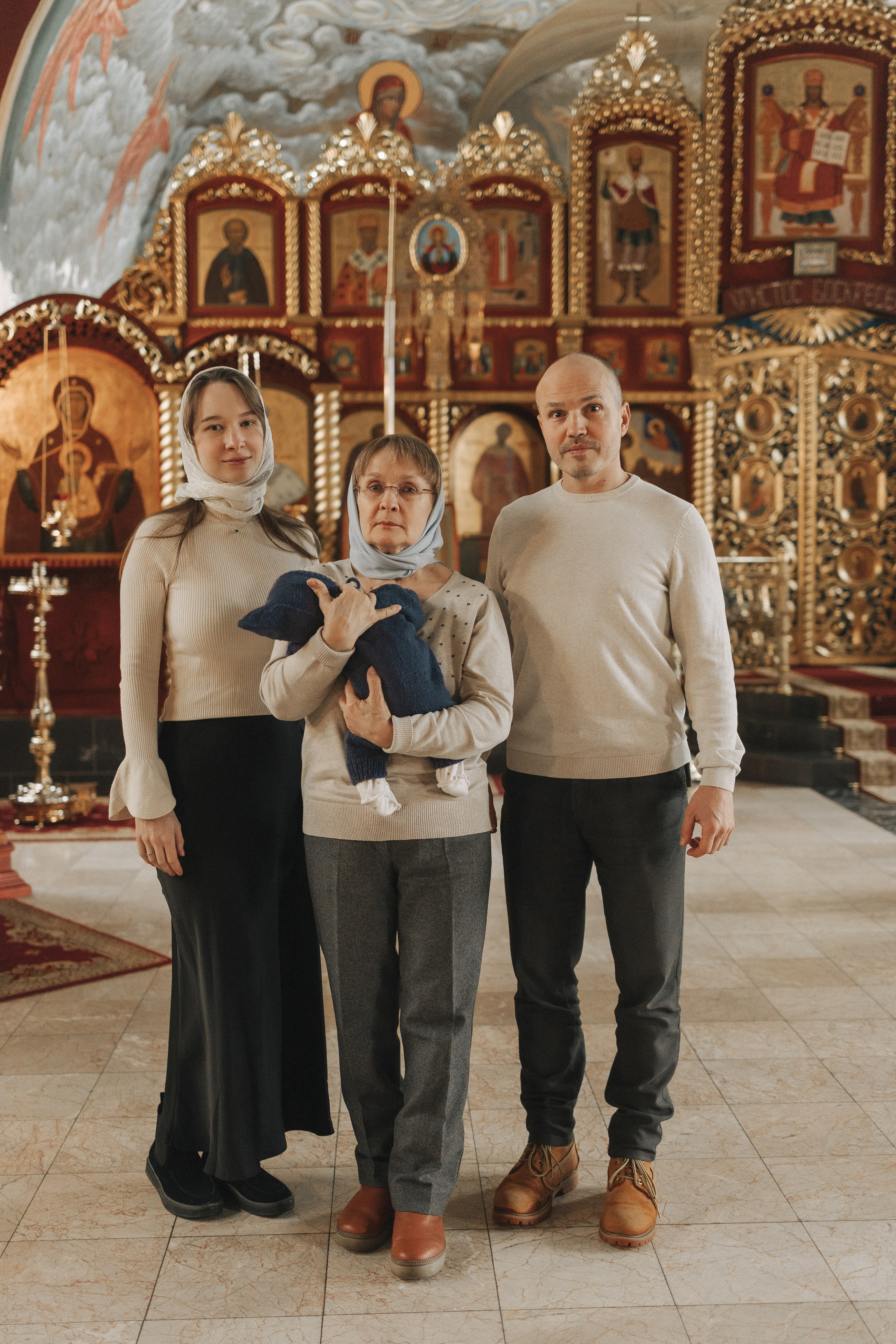 Крещение Александра. Семейный фотограф в Москве Валерия Ходько